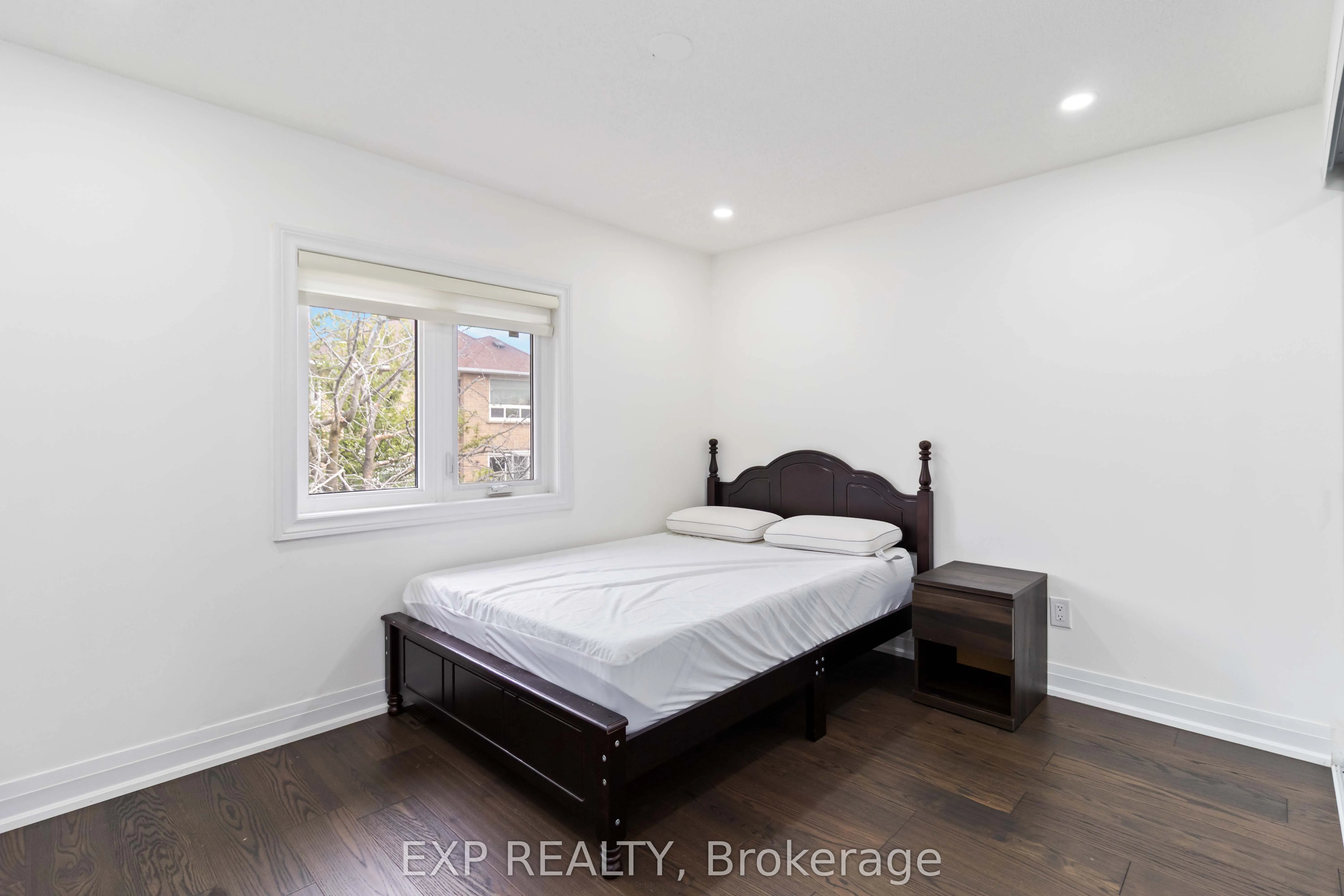 27 Cheviot Crescent