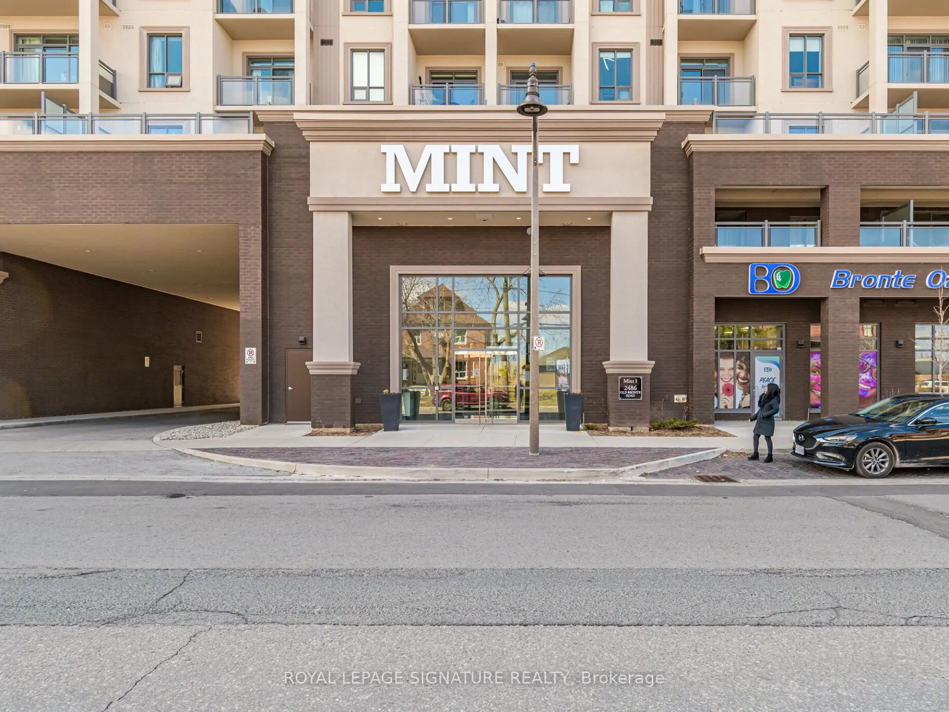 2486 Old Bronte Road, #510