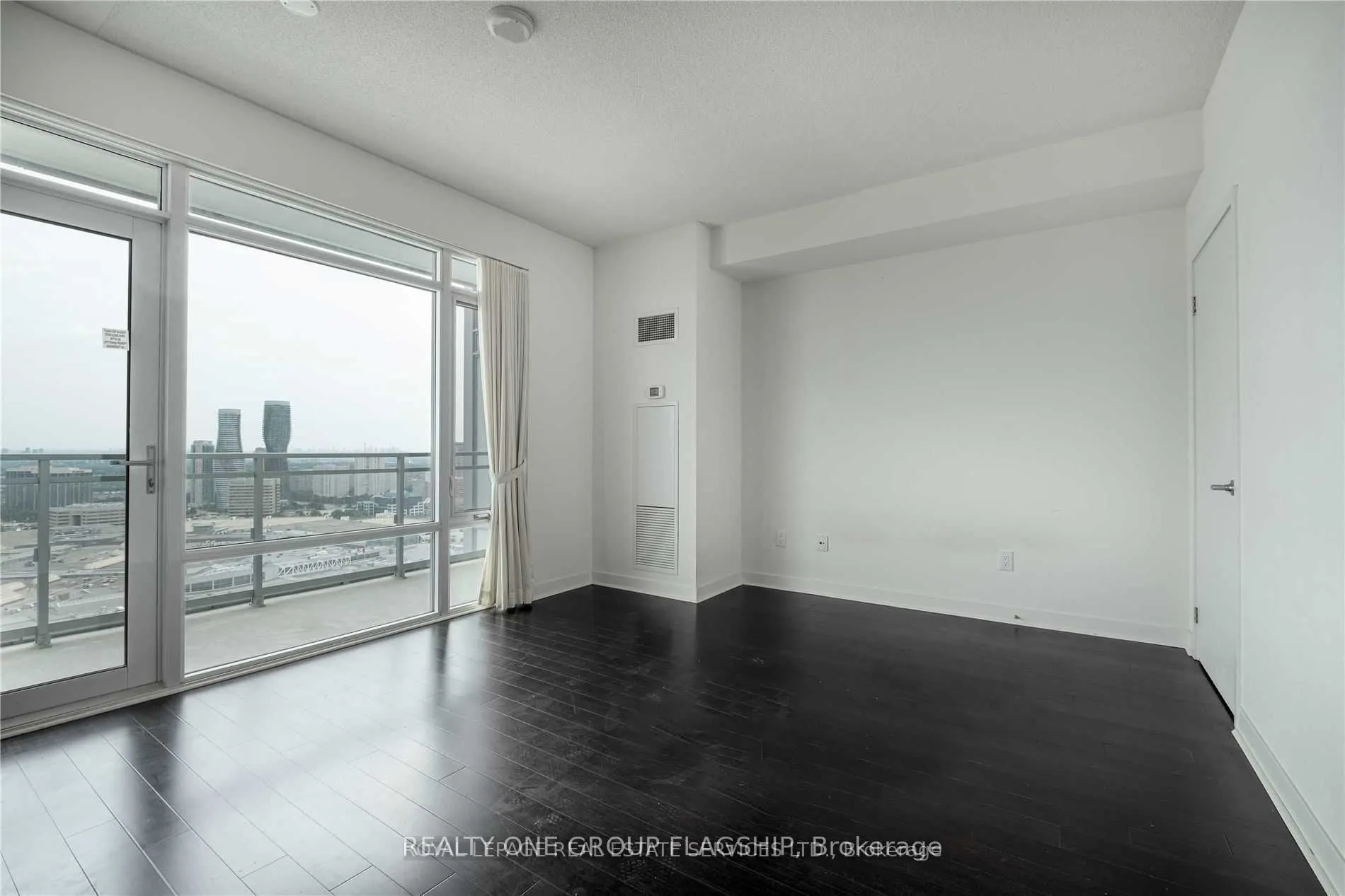 360 Square One Drive, #2801