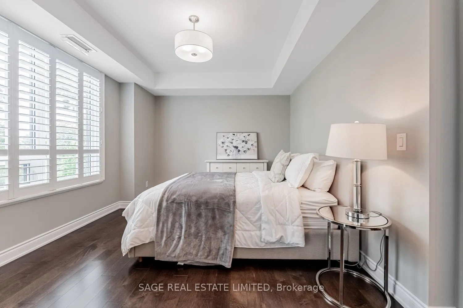 3500 Lakeshore Road W, #413