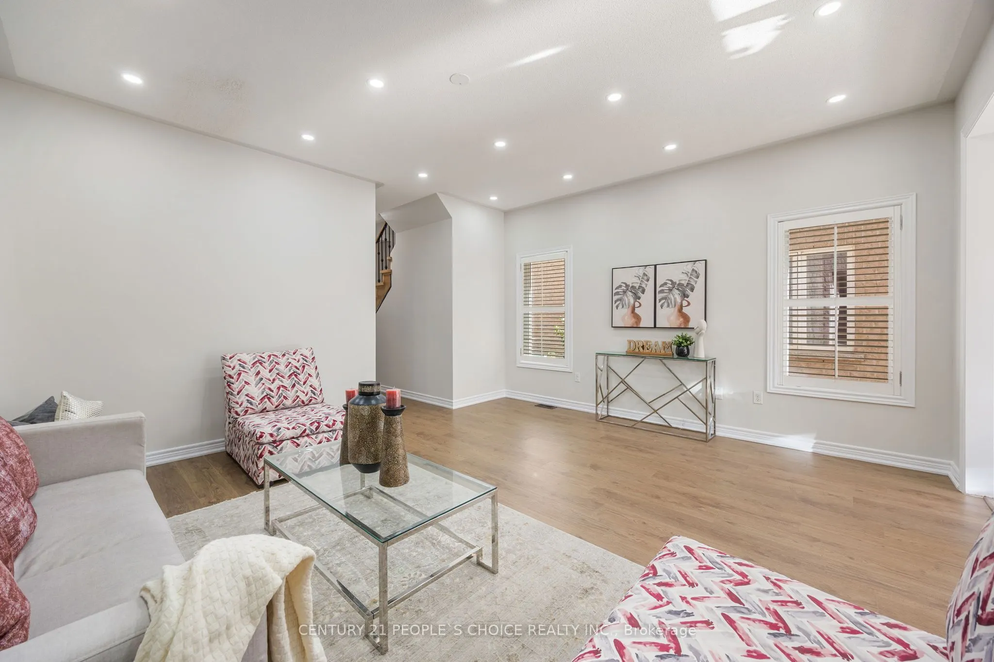 32 Frenchpark Circle NW