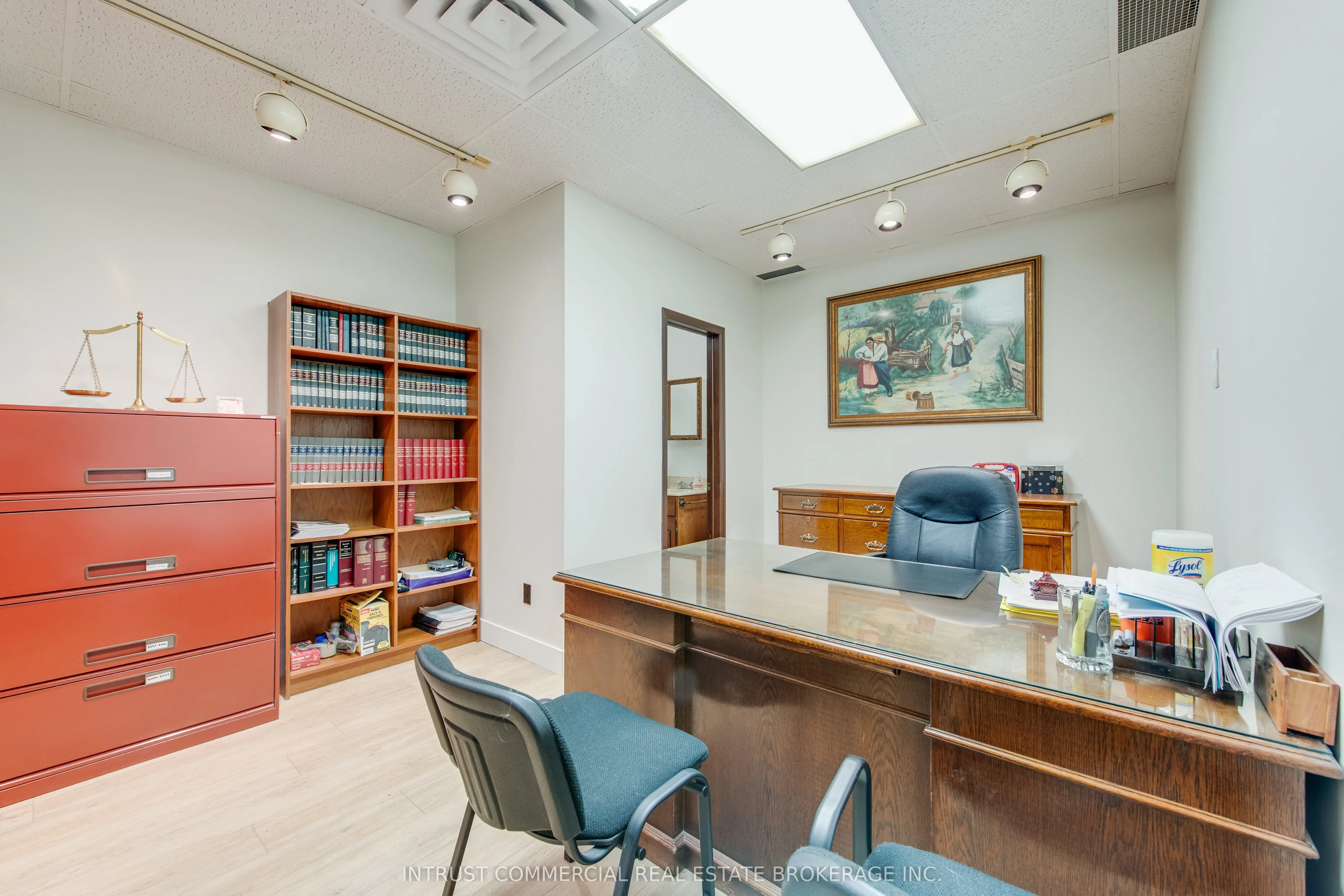 3384 Lake Shore Boulevard W