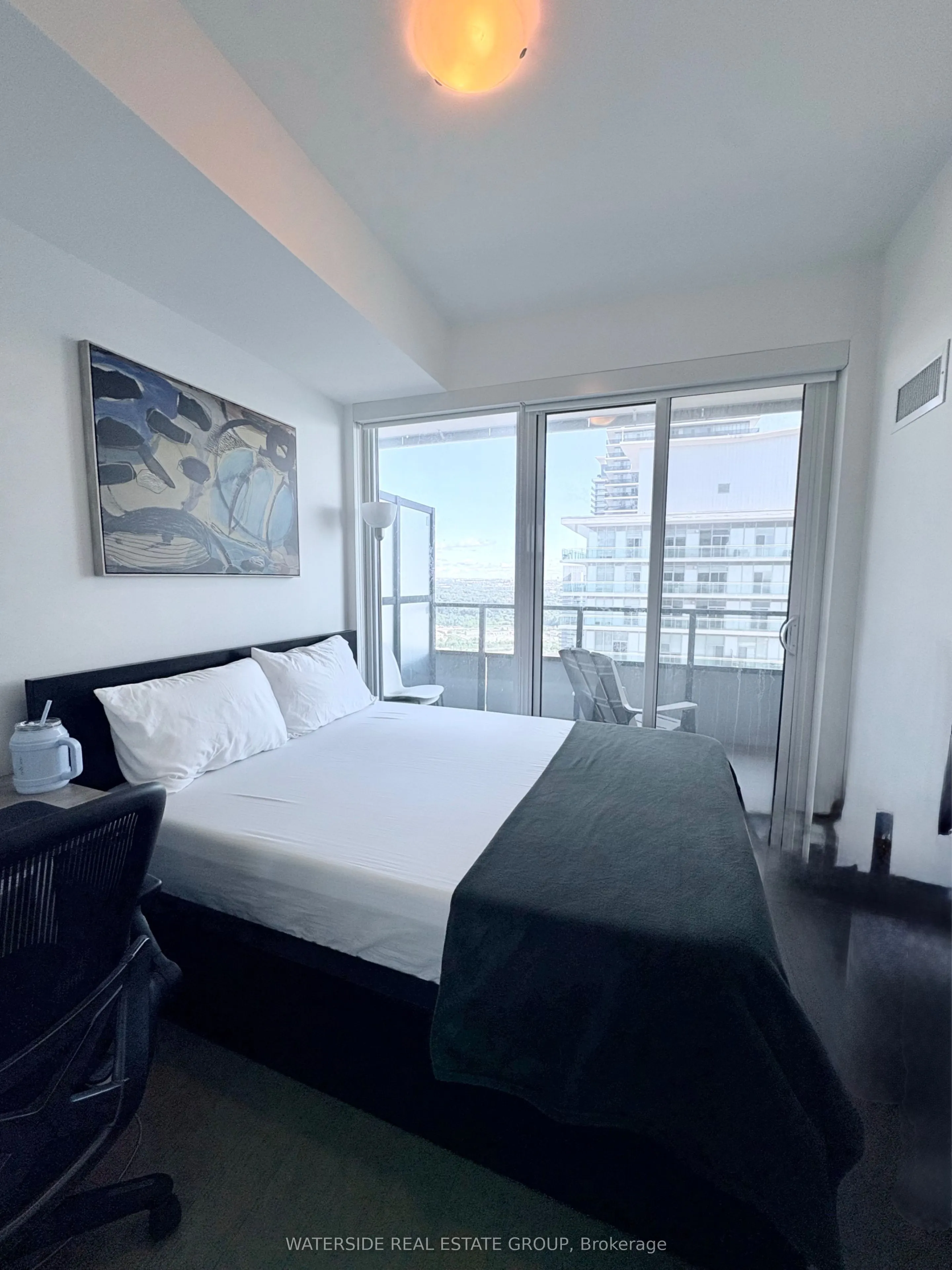 30 Shore Breeze Drive, #4014