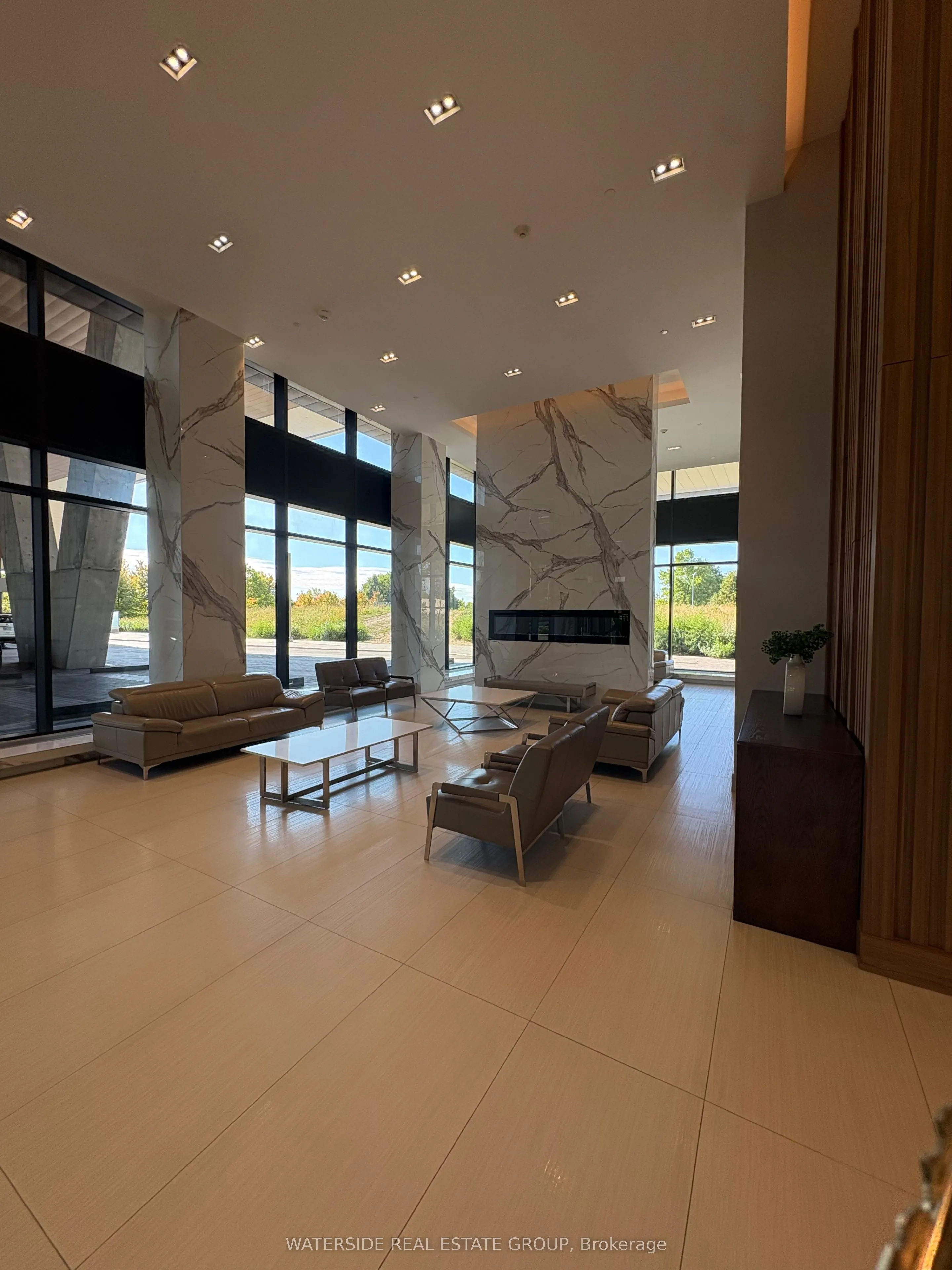 30 Shore Breeze Drive, #4014