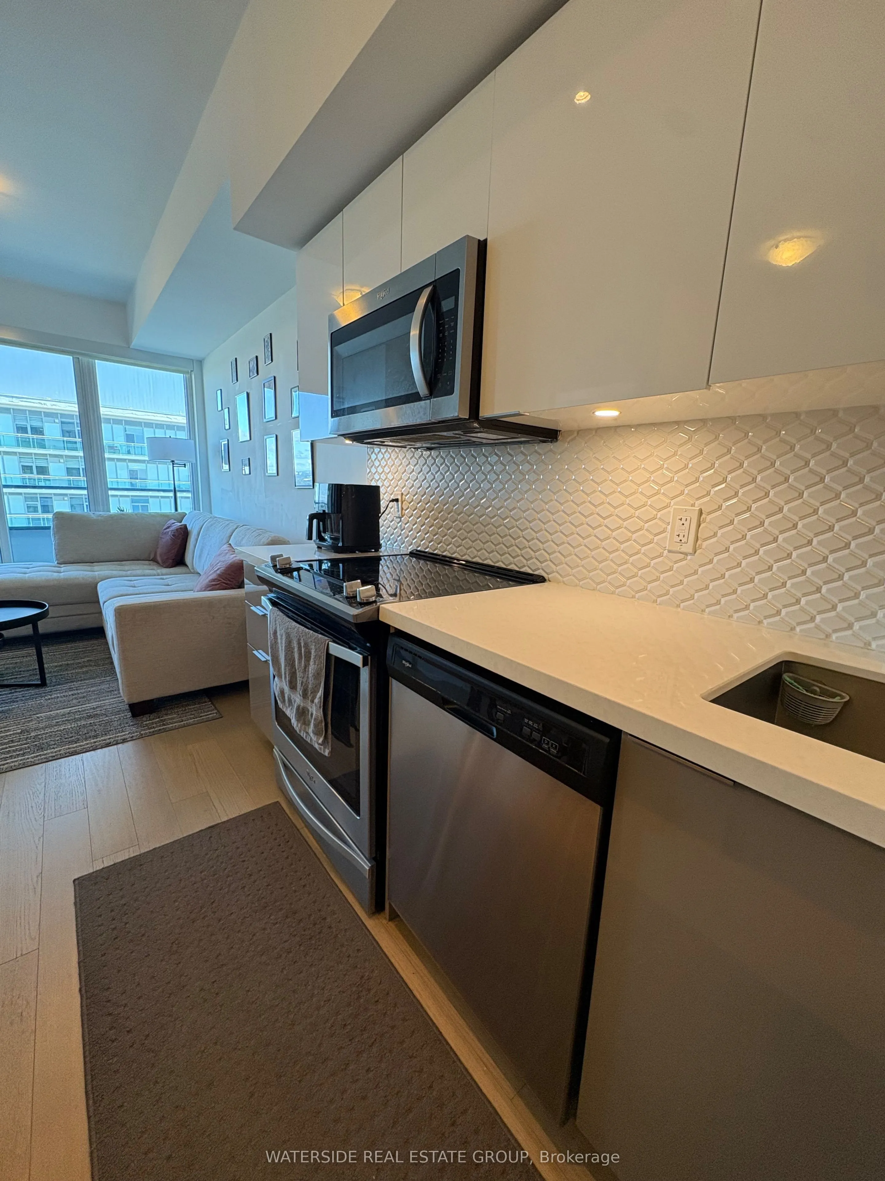 30 Shore Breeze Drive, #4014