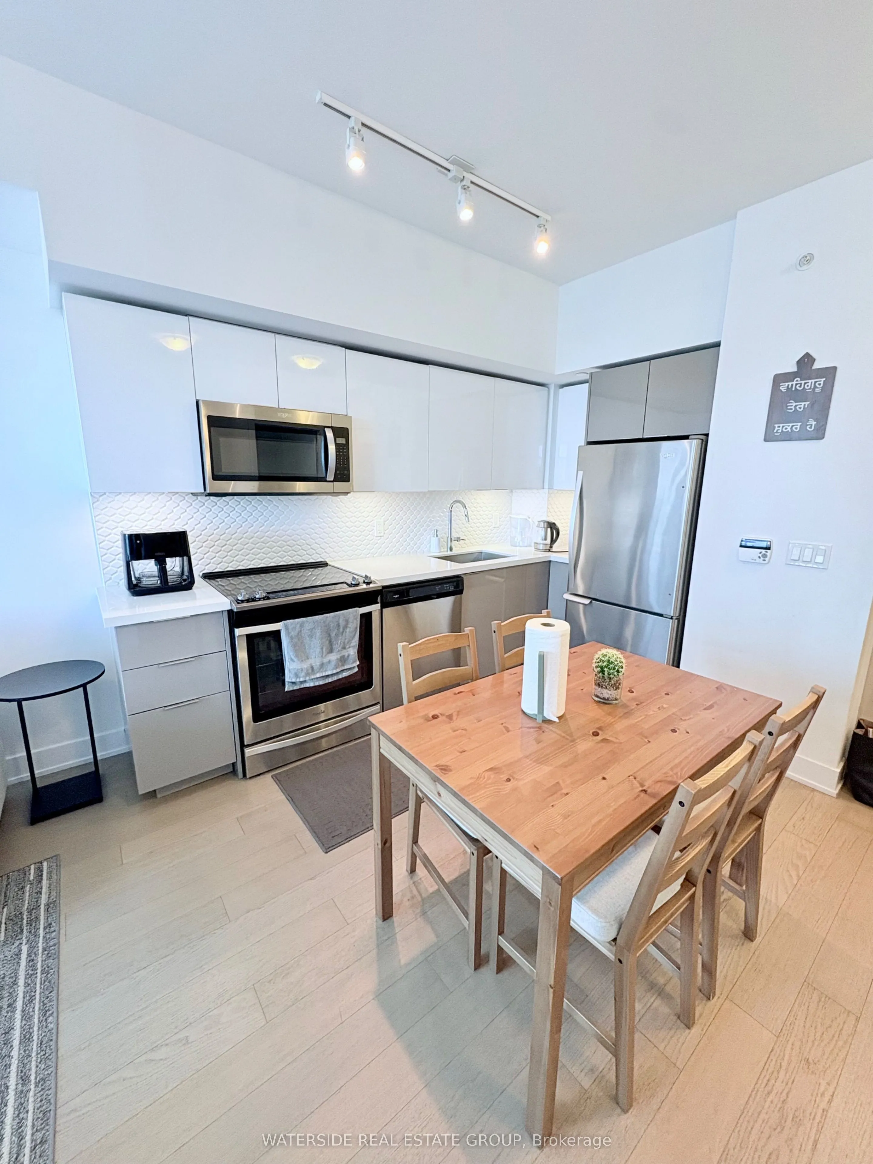 30 Shore Breeze Drive, #4014