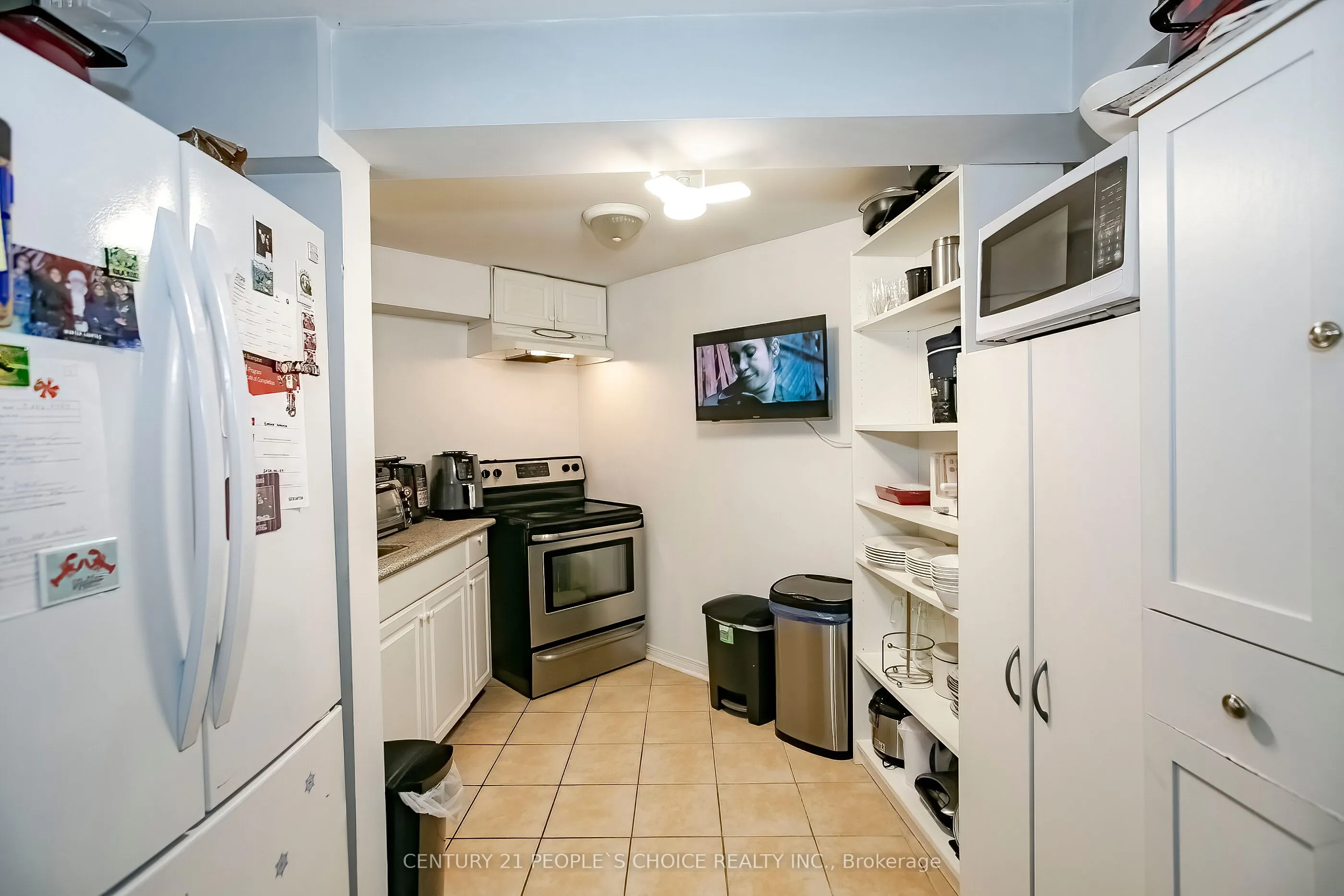 24 Vivians Crescent
