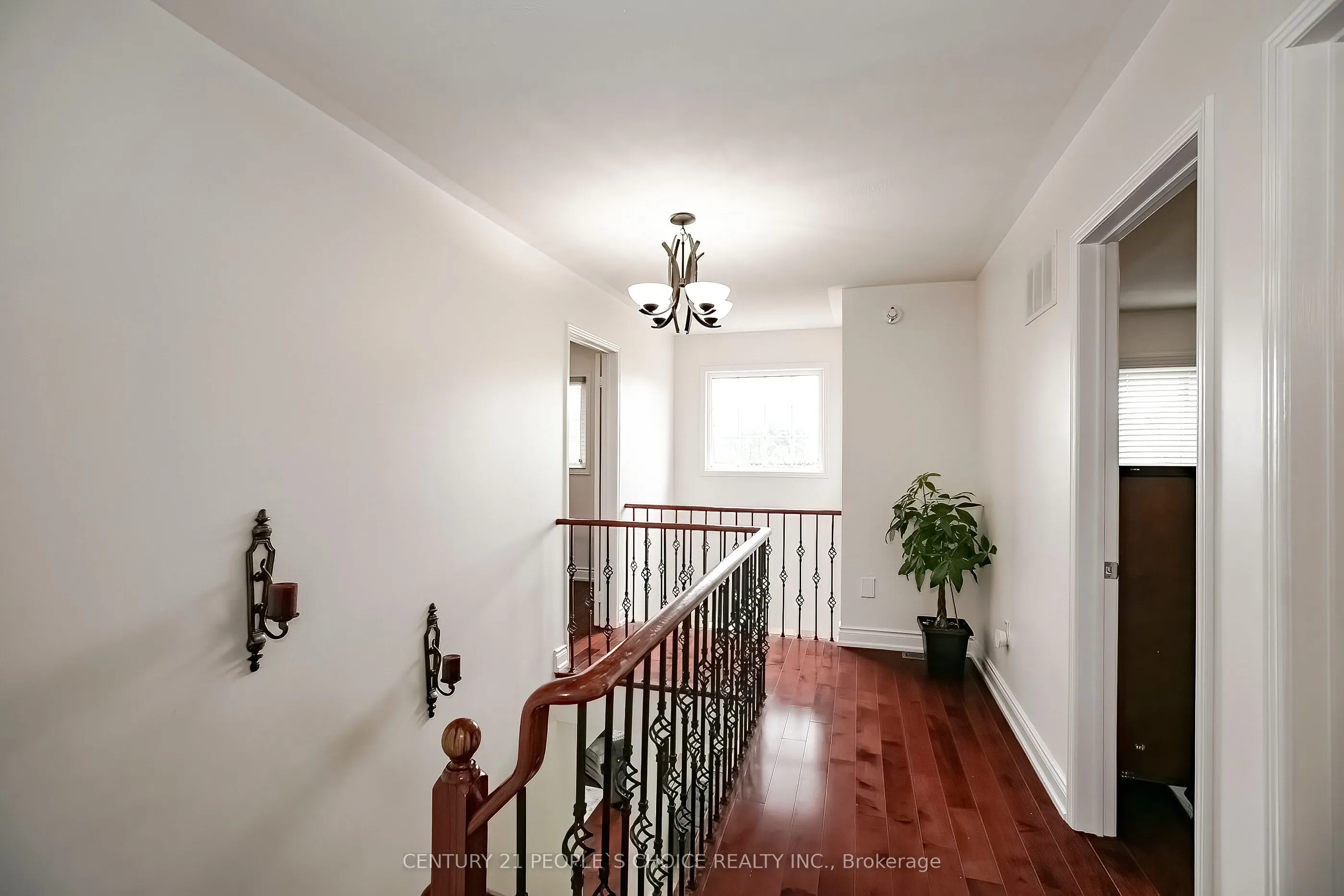 24 Vivians Crescent