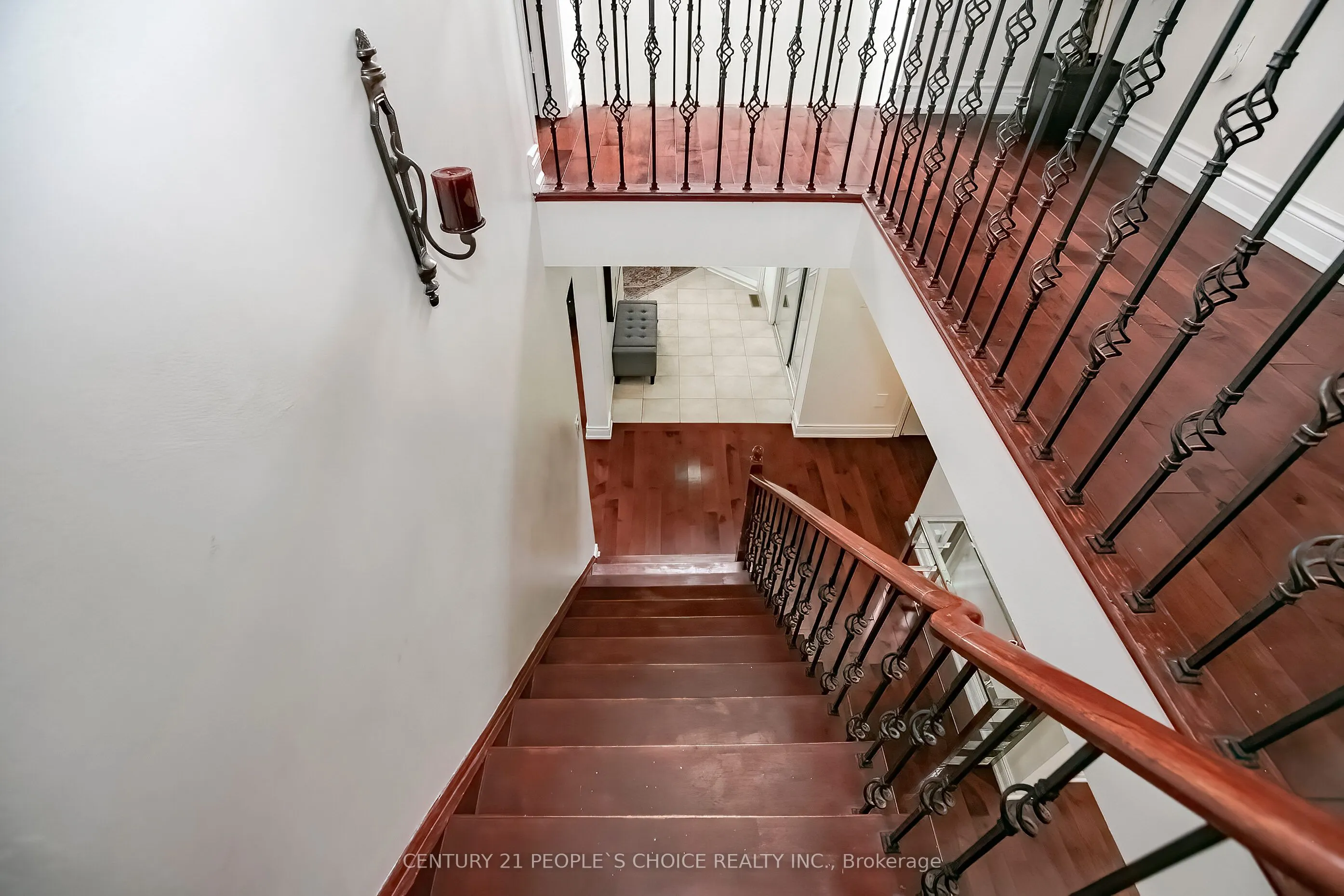 24 Vivians Crescent