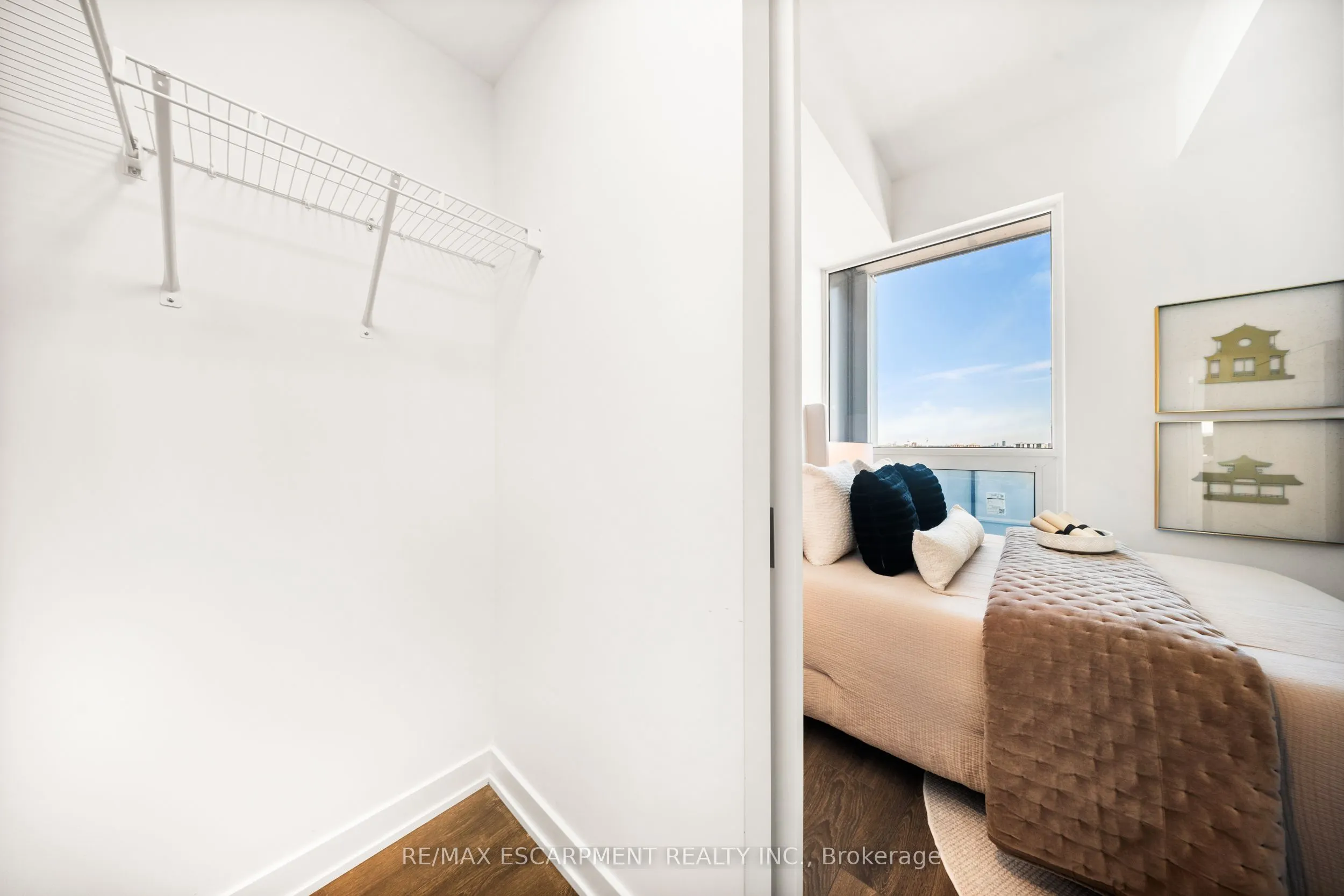 28 Ann Street, #801