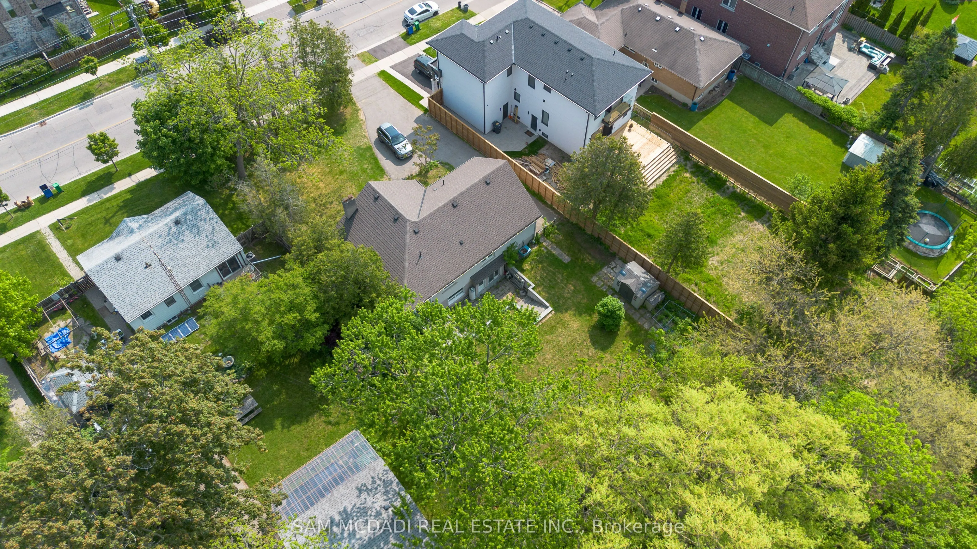 1228 Haig Boulevard