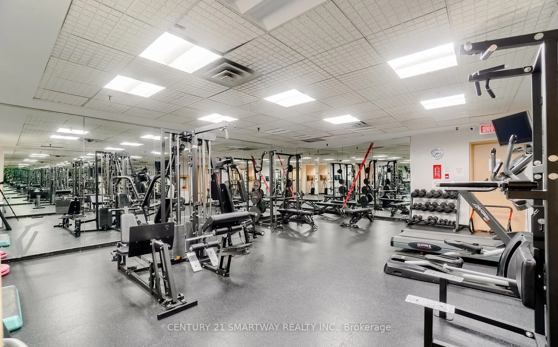 50 Eglinton Avenue, #605