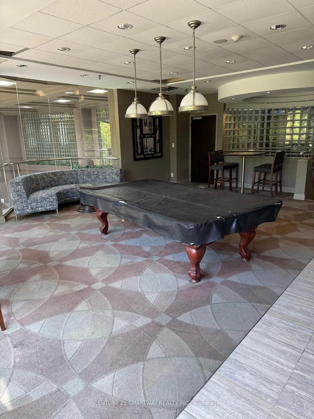 50 Eglinton Avenue, #605