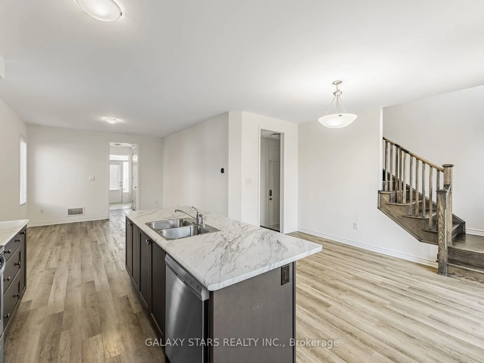 964 Cherry Court