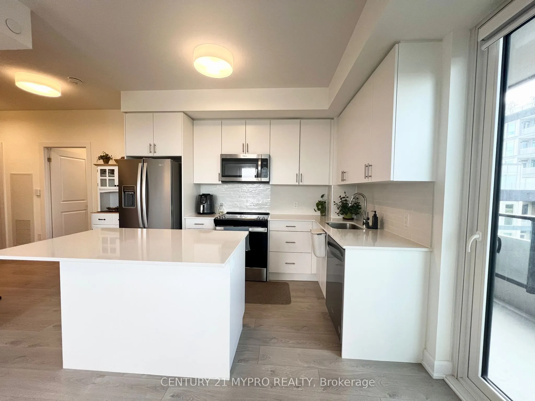 3220 William Coltson Avenue, #915