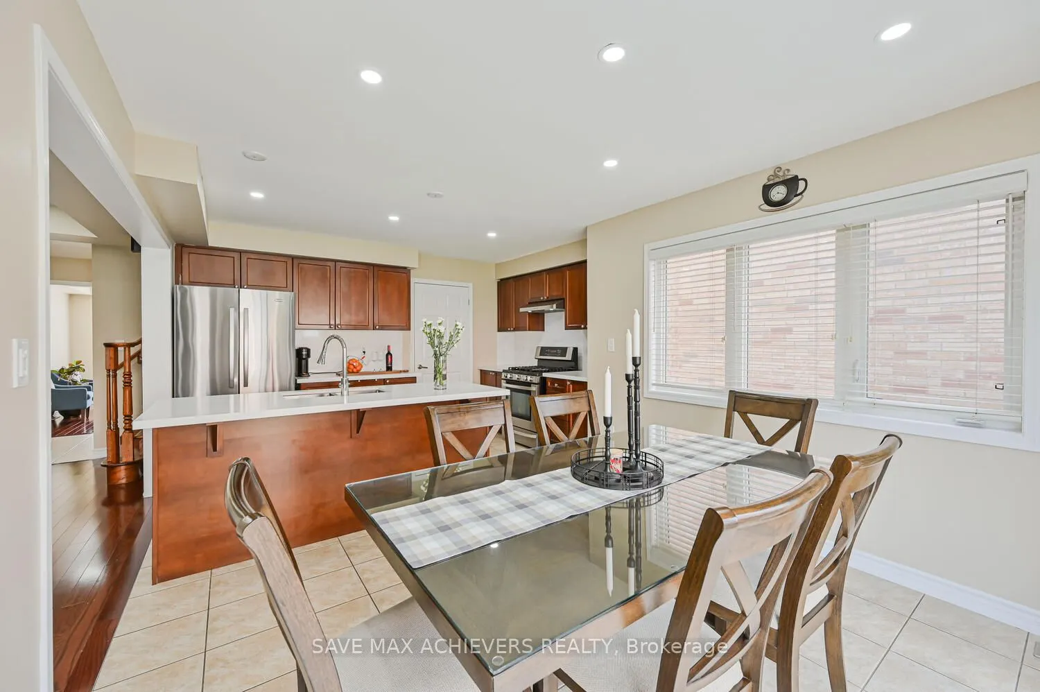 37 BLOOM Drive