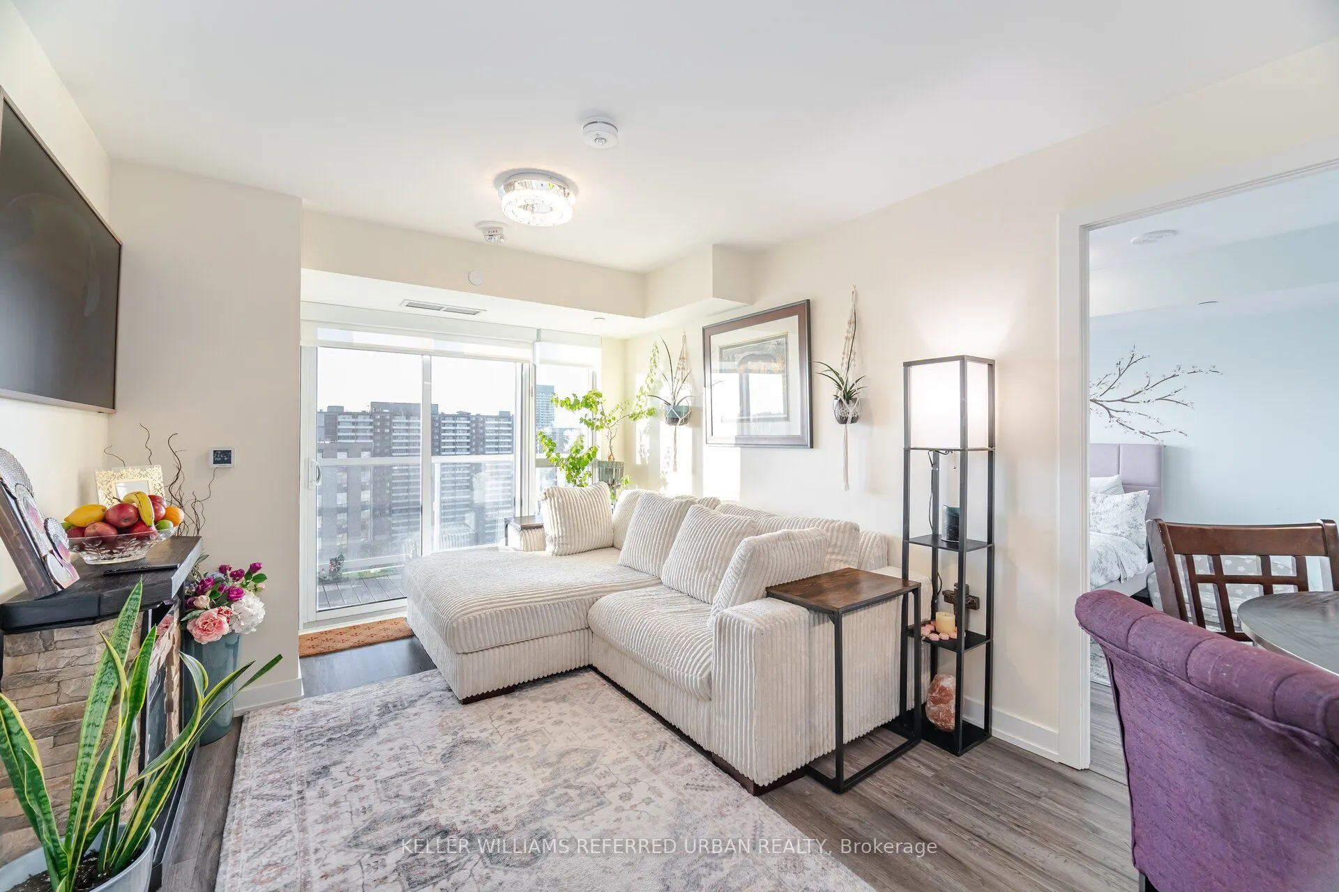 10 Wilby Crescent, #1807