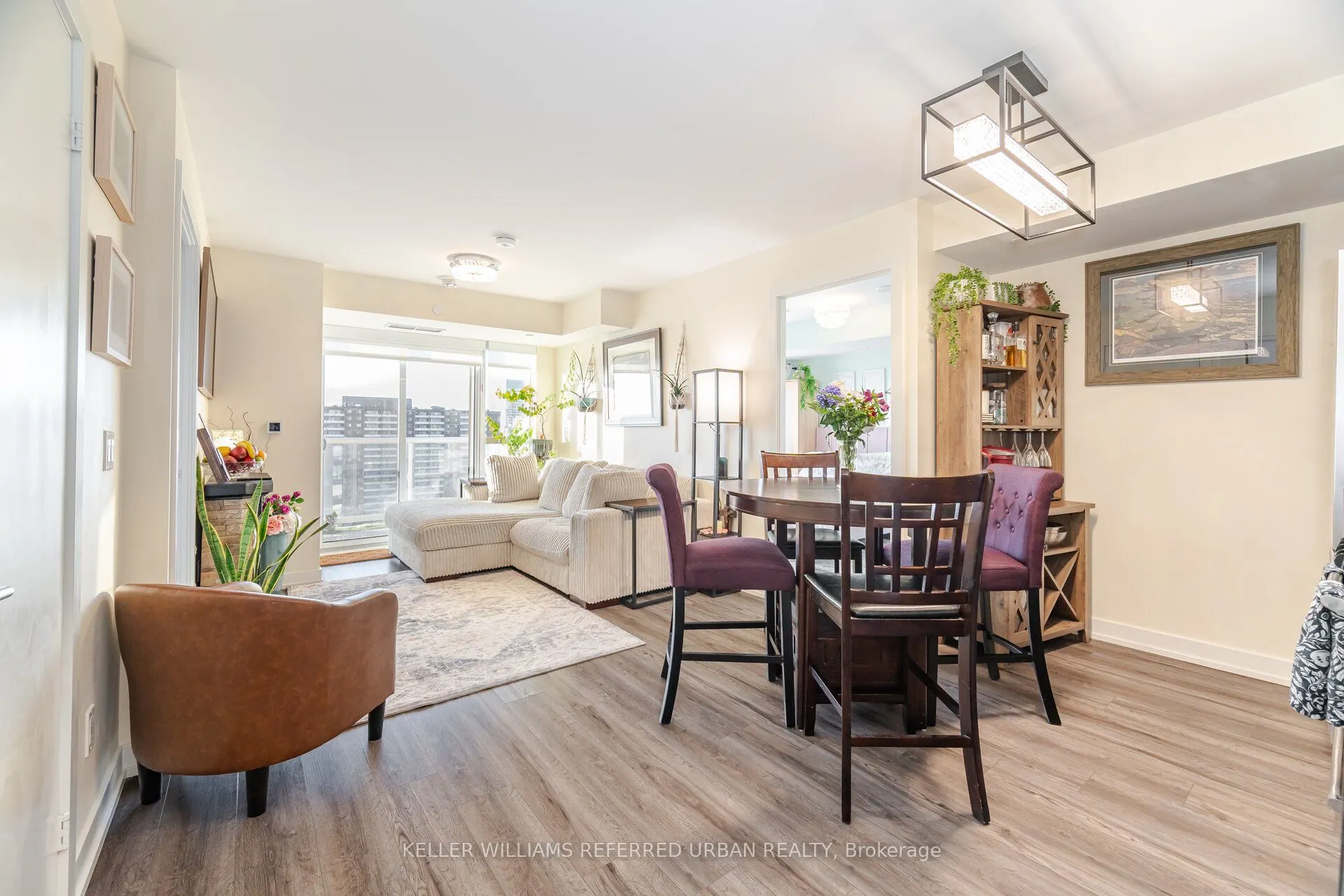 10 Wilby Crescent, #1807