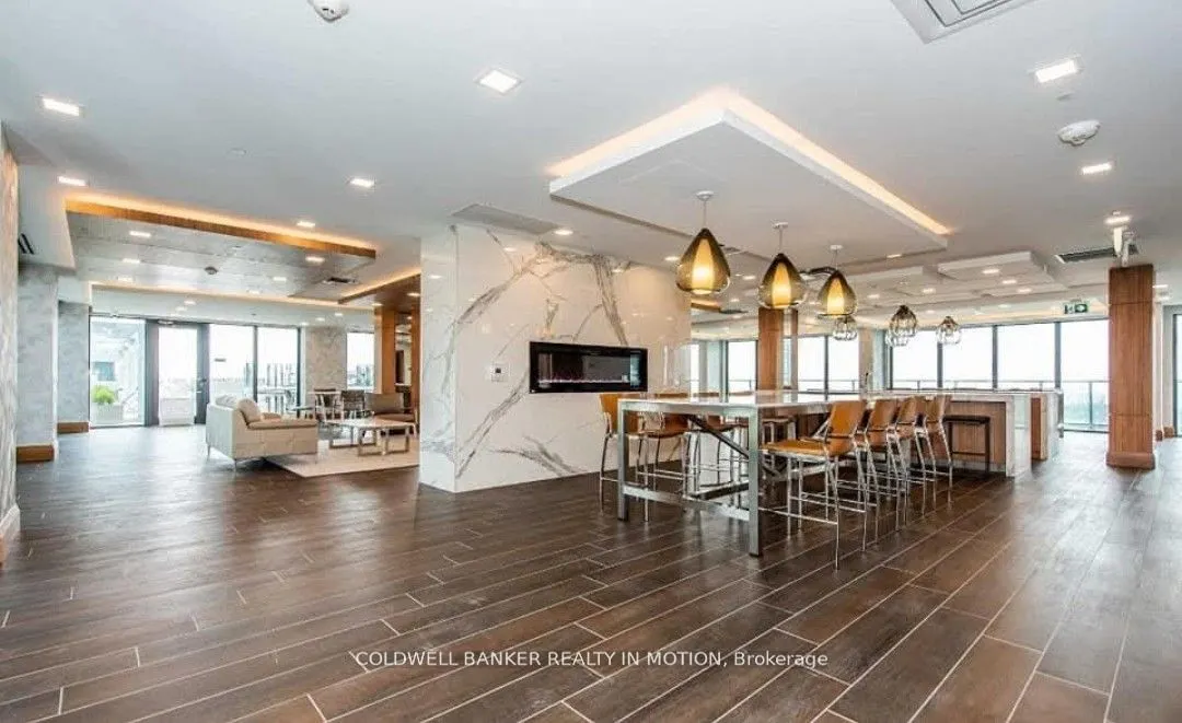 30 Shore Breeze Drive, #4412