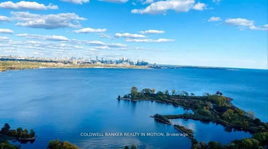 30 Shore Breeze Drive, #4412