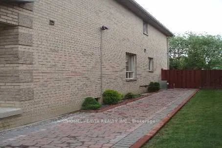 360 Queens Drive