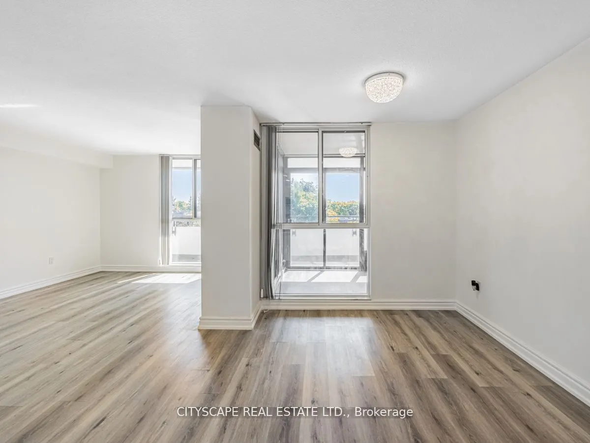 1320 Mississauga Valley Boulevard, #304