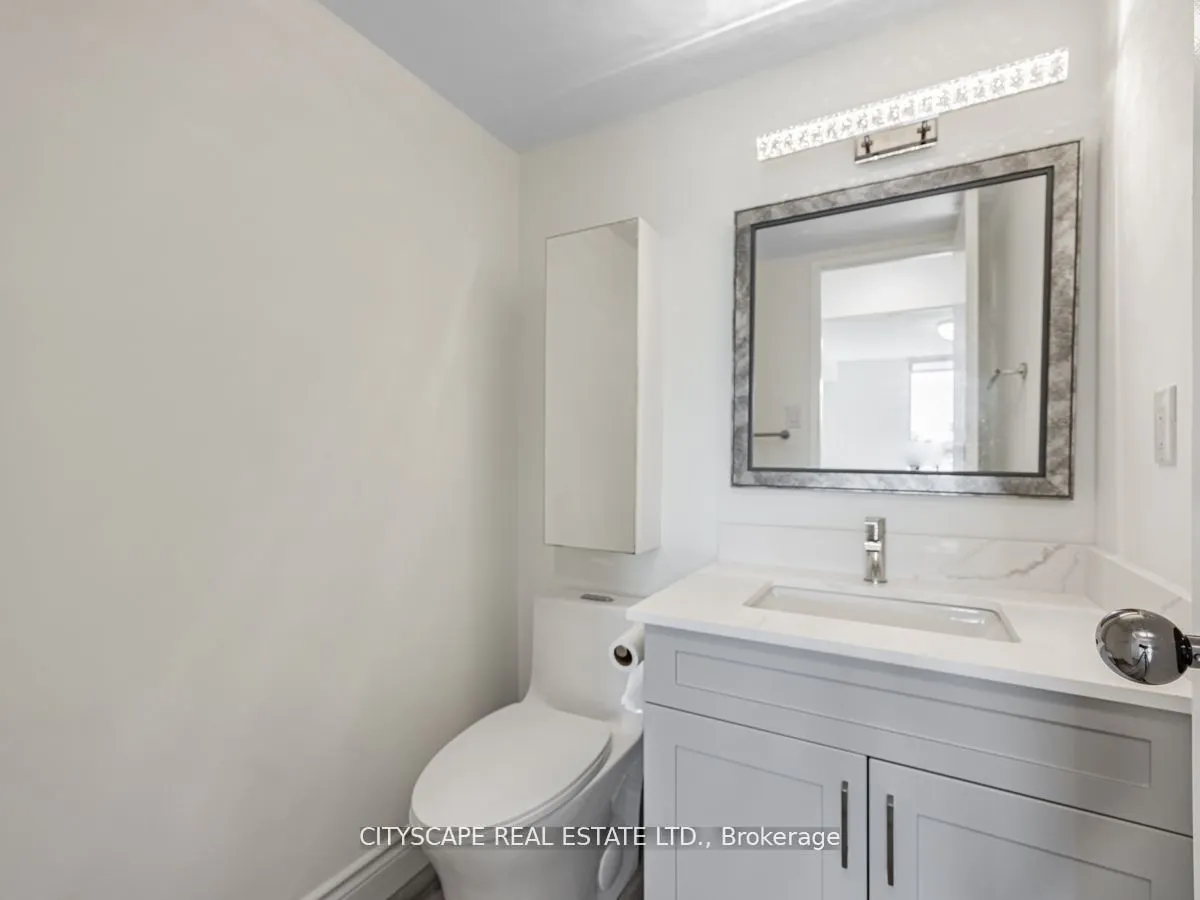 1320 Mississauga Valley Boulevard, #304