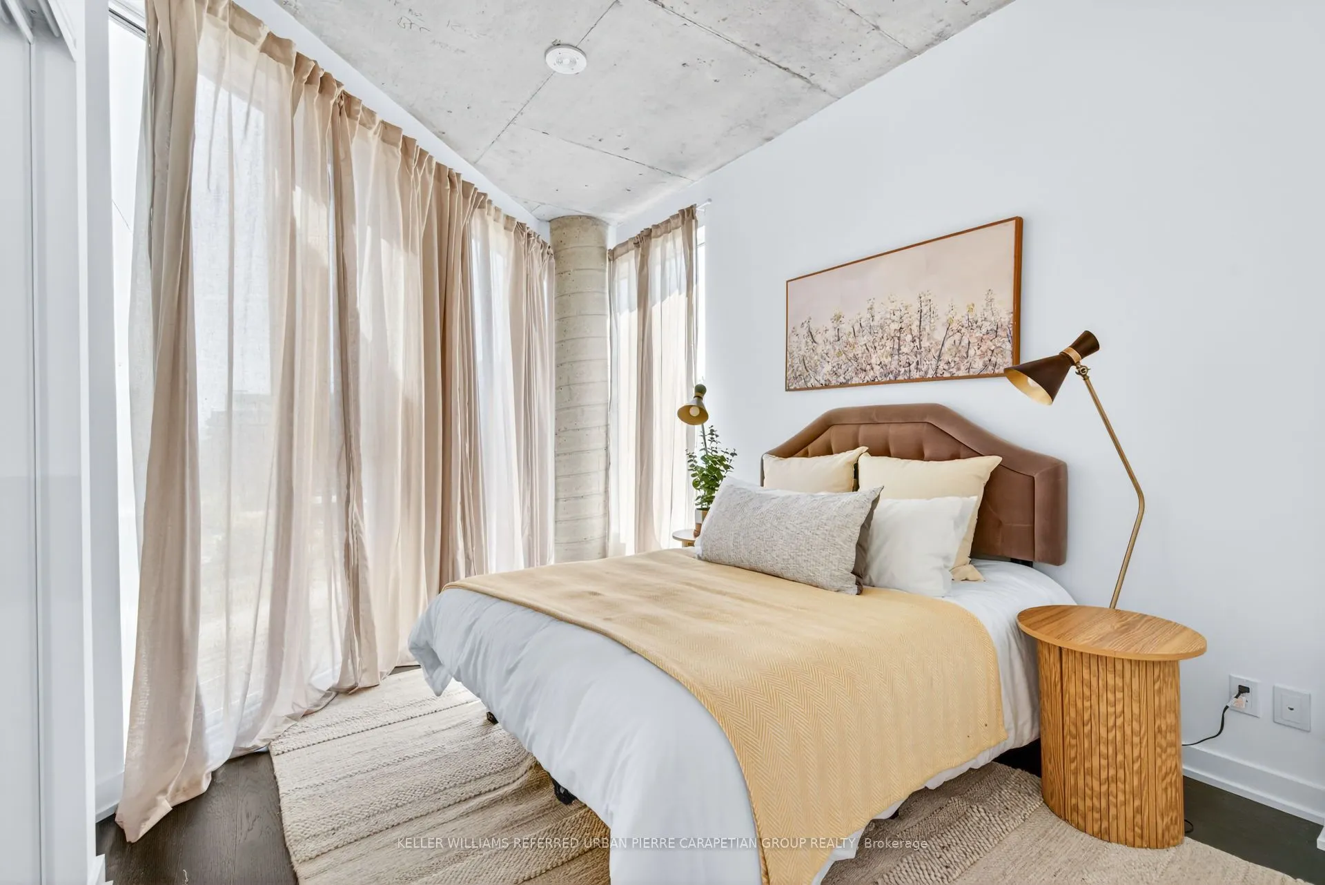 57 Brock Avenue, #610