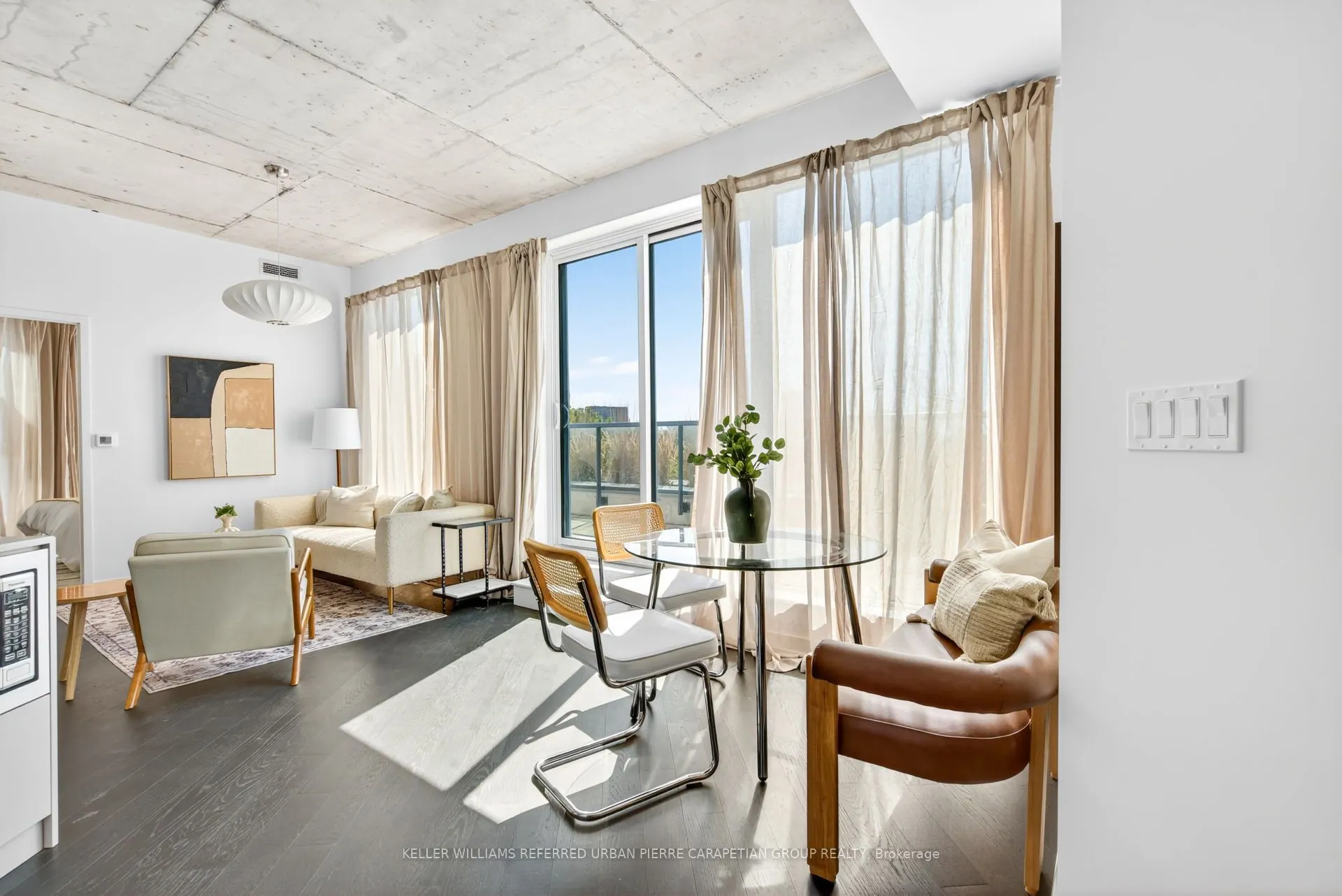 57 Brock Avenue, #610