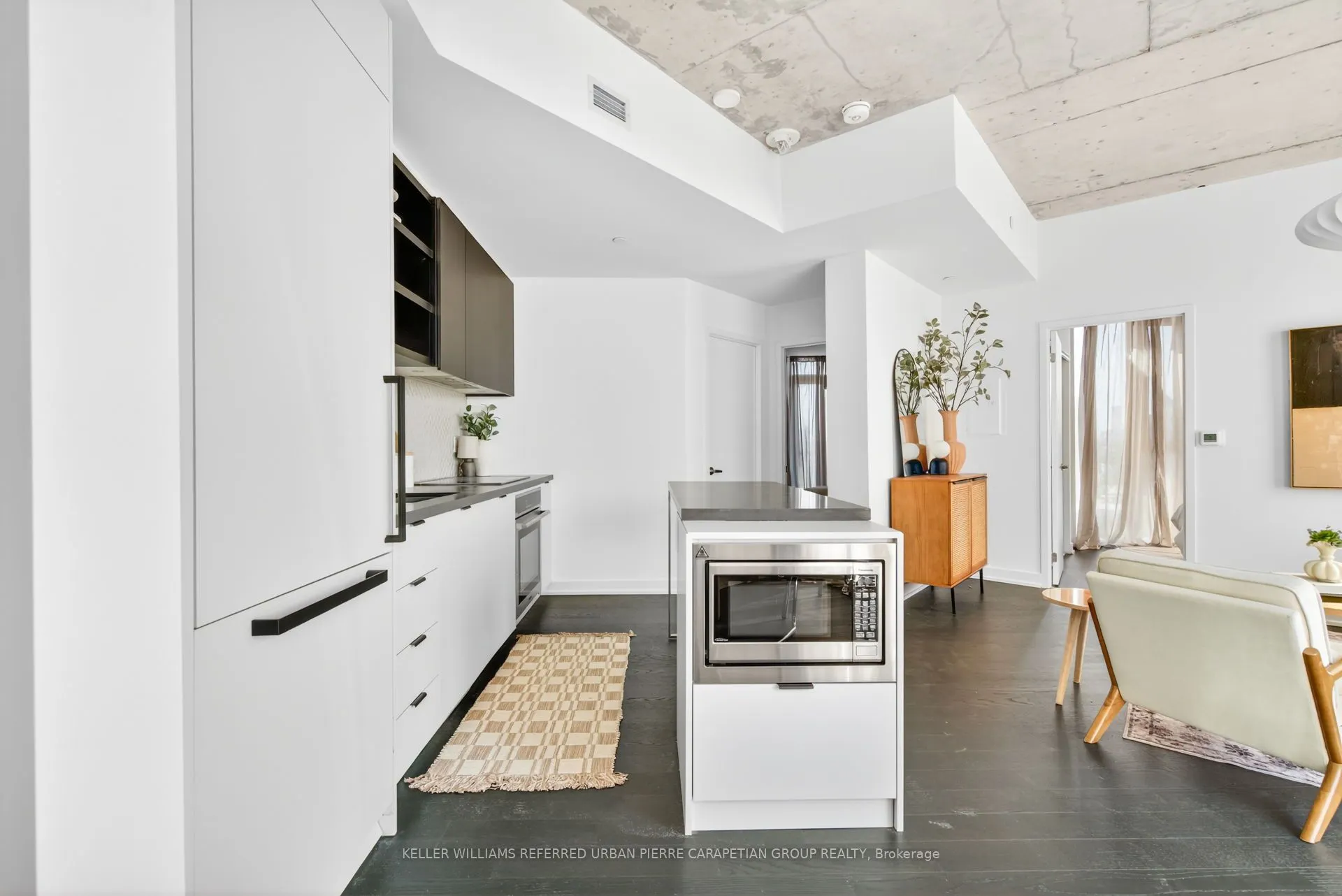 57 Brock Avenue, #610
