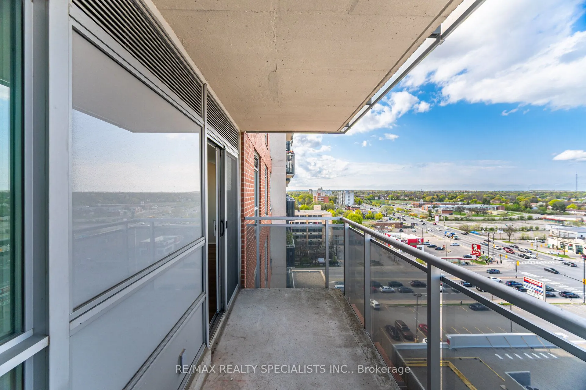 215 Queen Street E, #1103