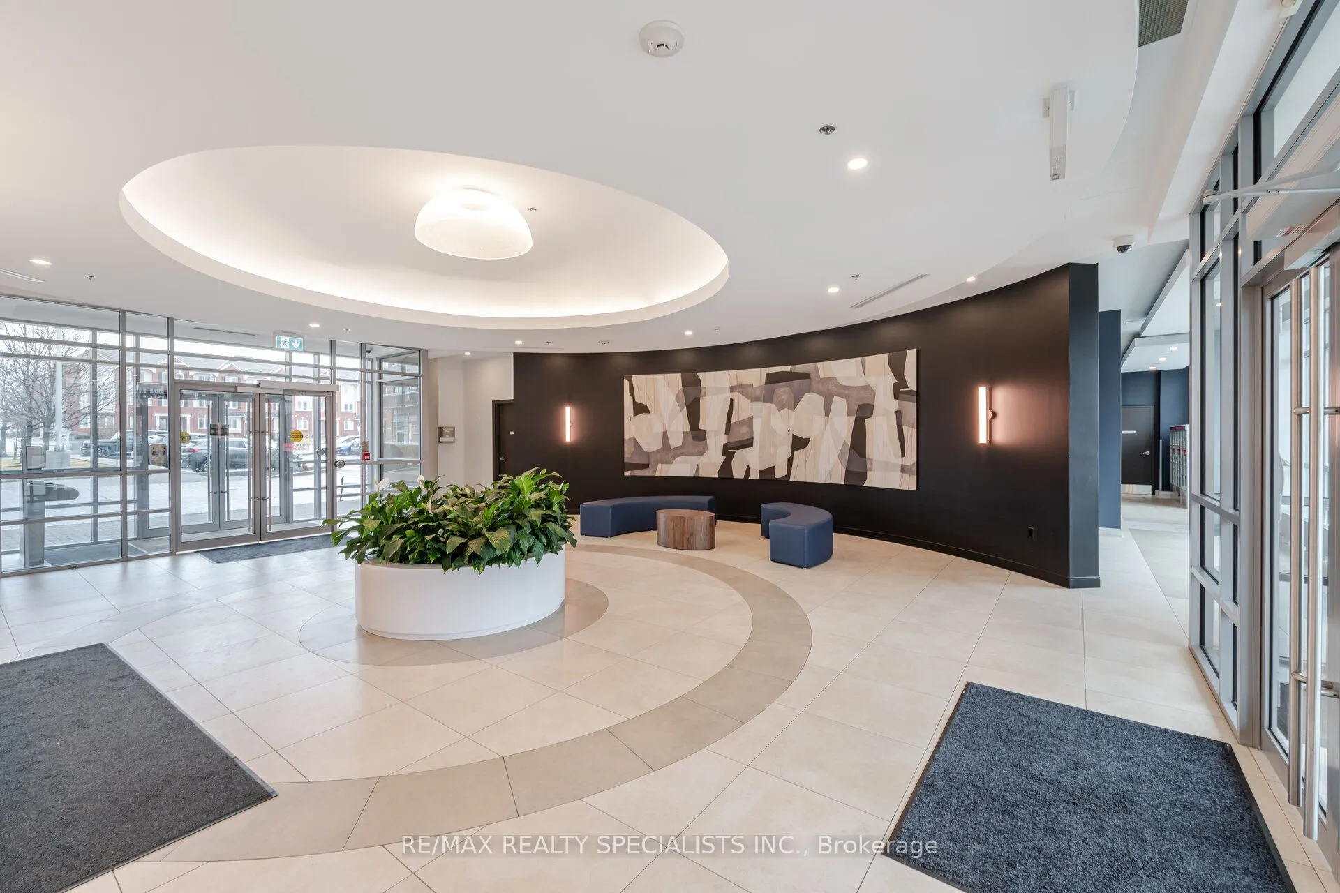 215 Queen Street E, #1103
