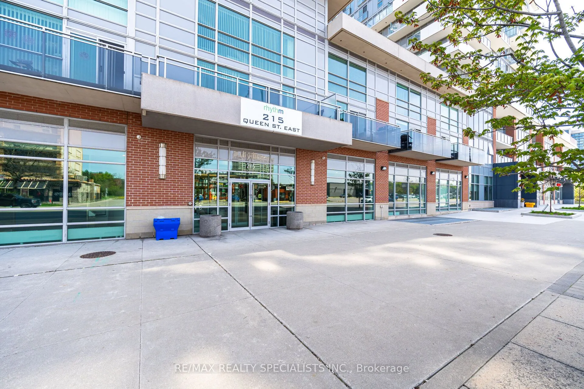 215 Queen Street E, #1103