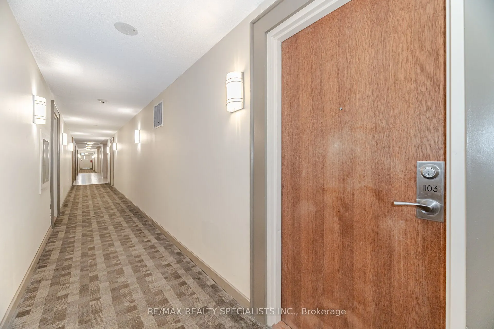 215 Queen Street E, #1103