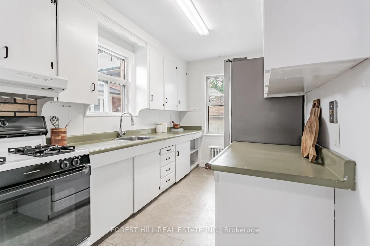 182 Park Lawn Road