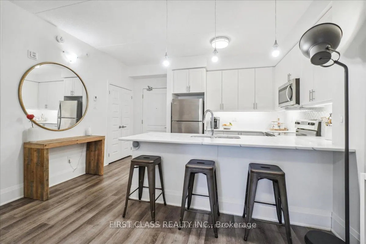 610 Farmstead Drive, #104