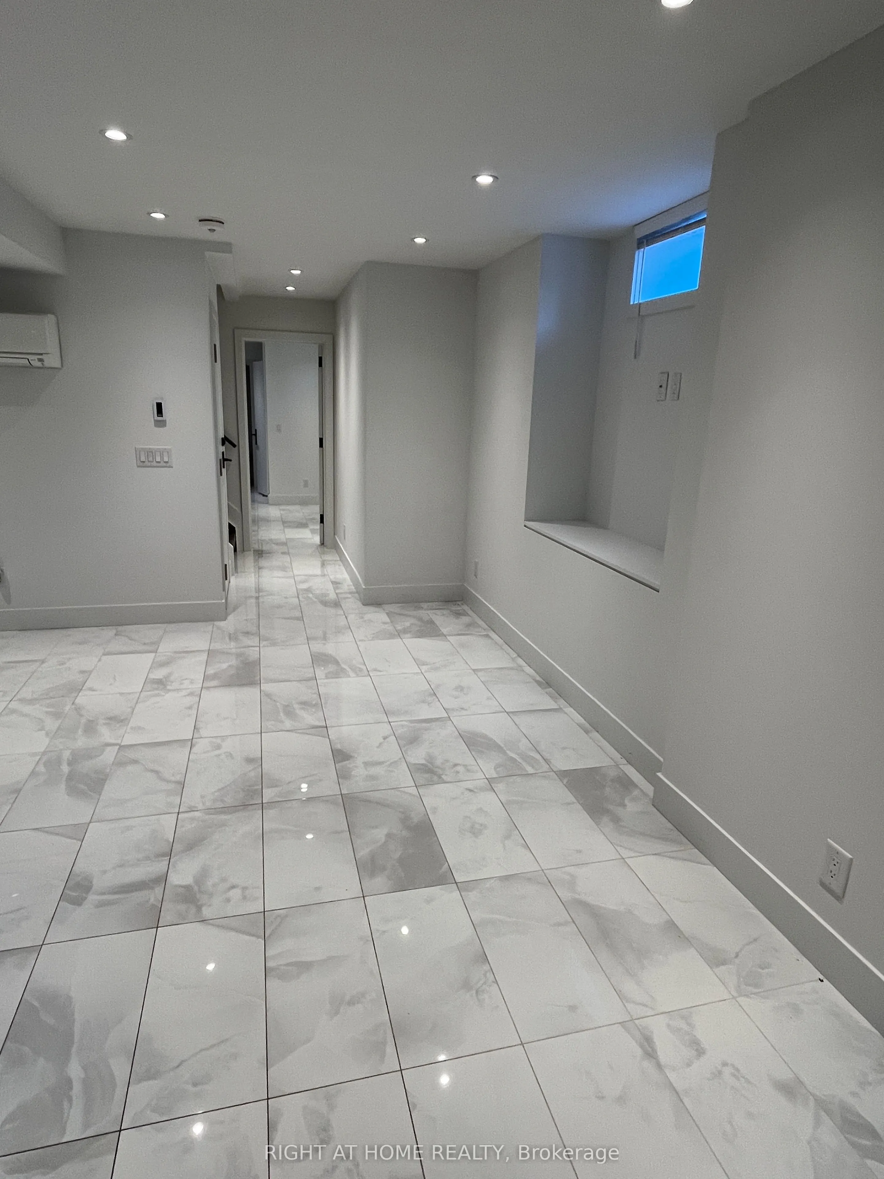 218 Jane Street, #Lower Level