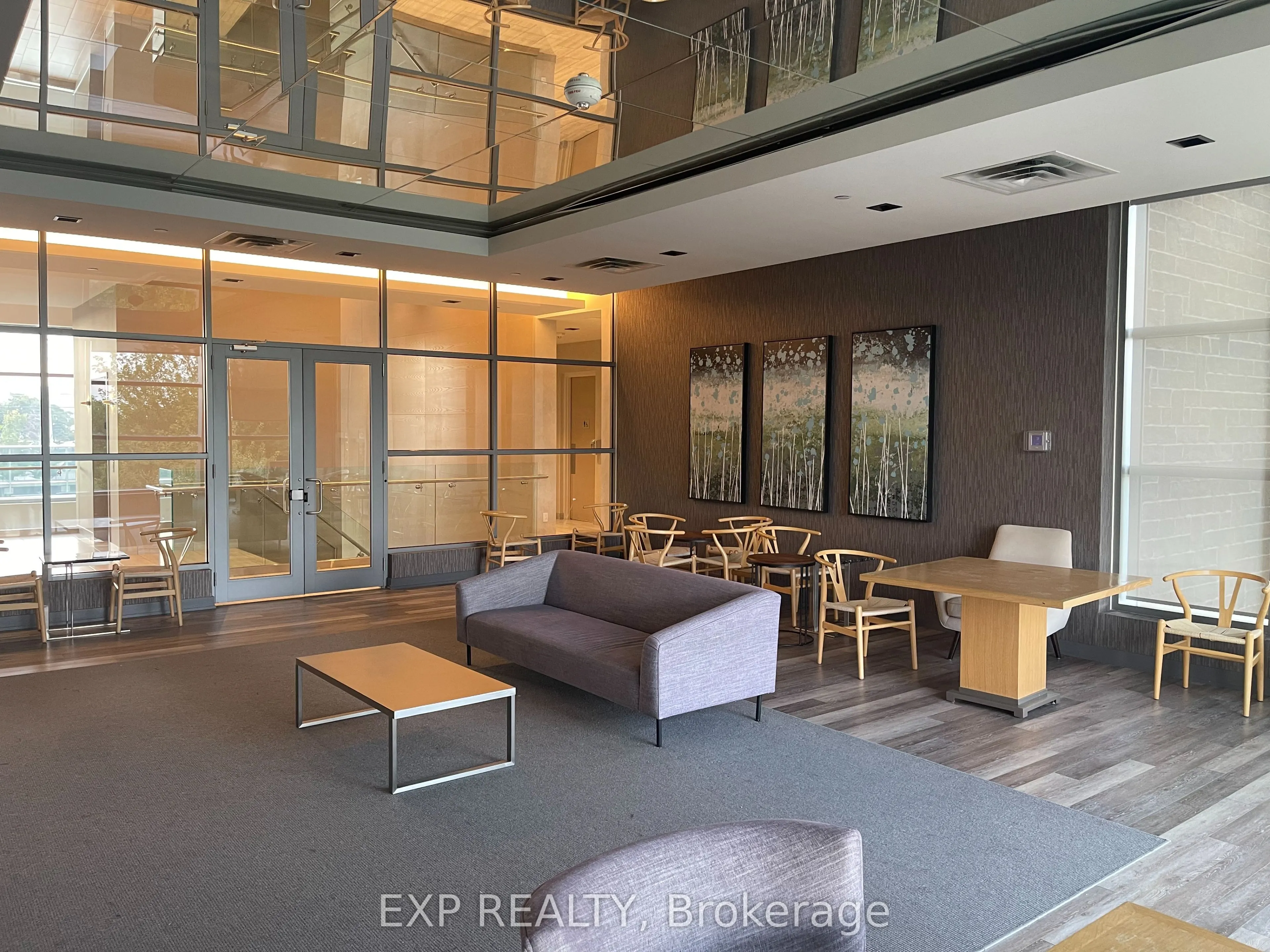 4677 Glen Erin Drive, #105