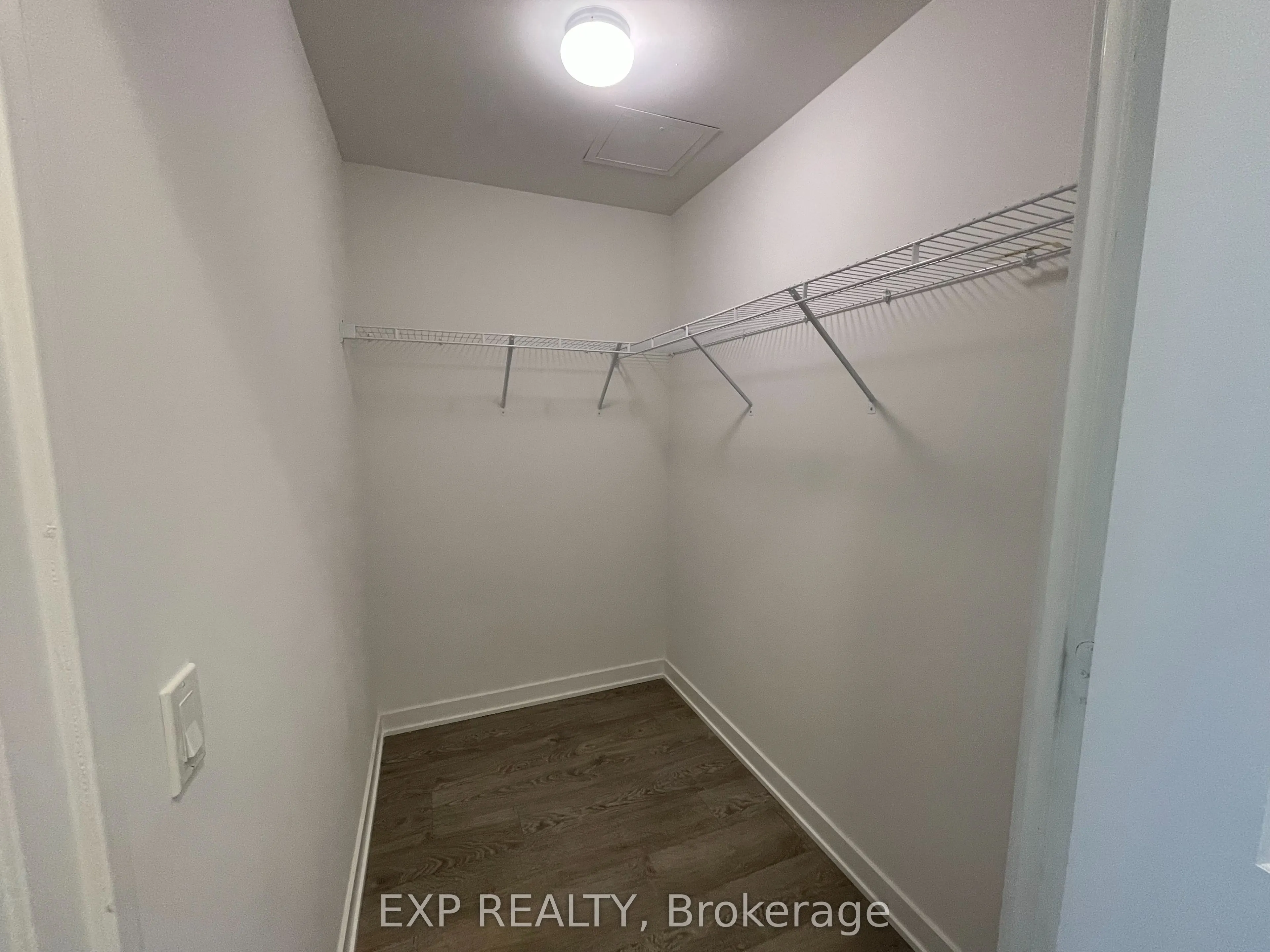 4677 Glen Erin Drive, #105