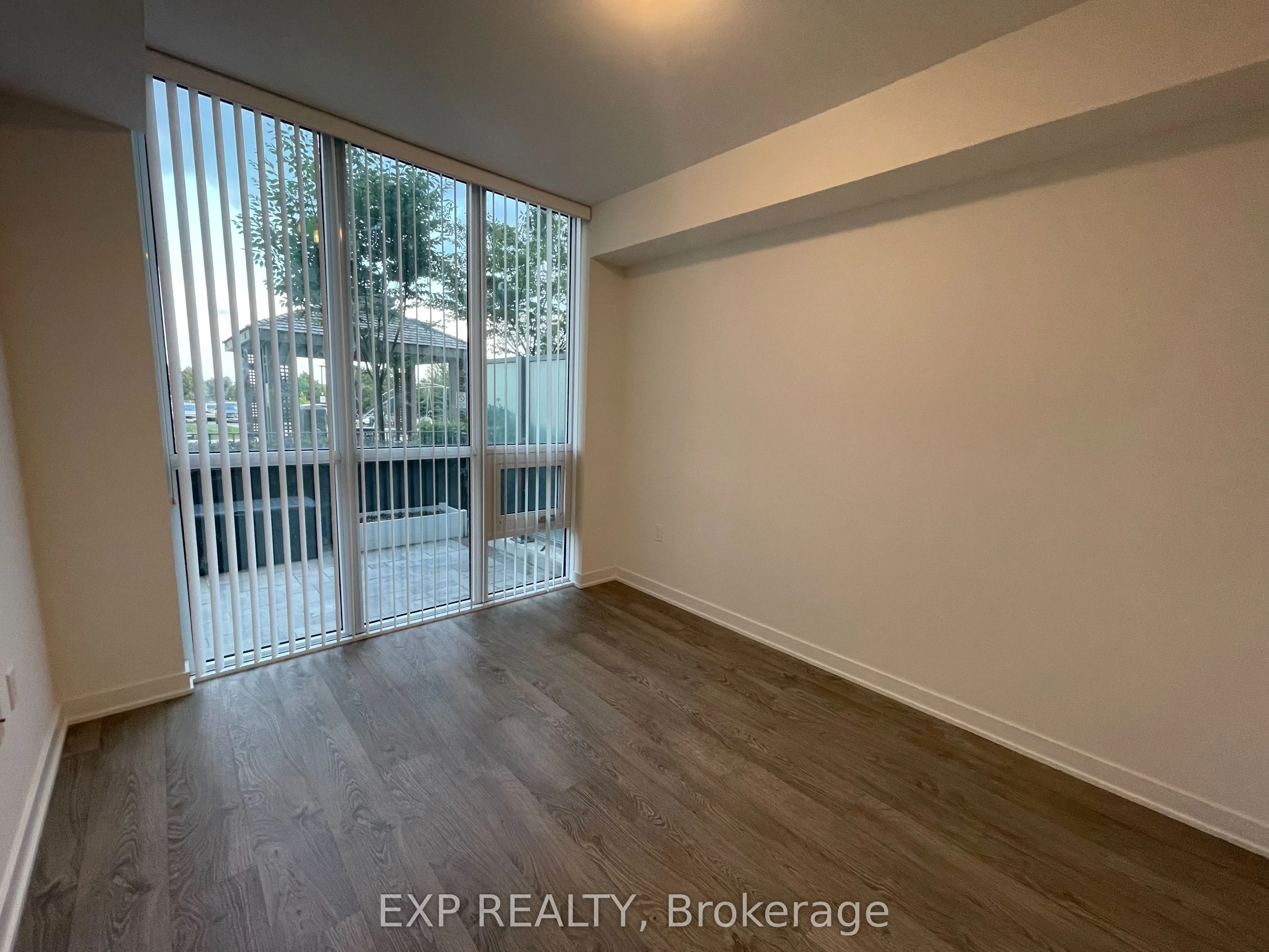 4677 Glen Erin Drive, #105