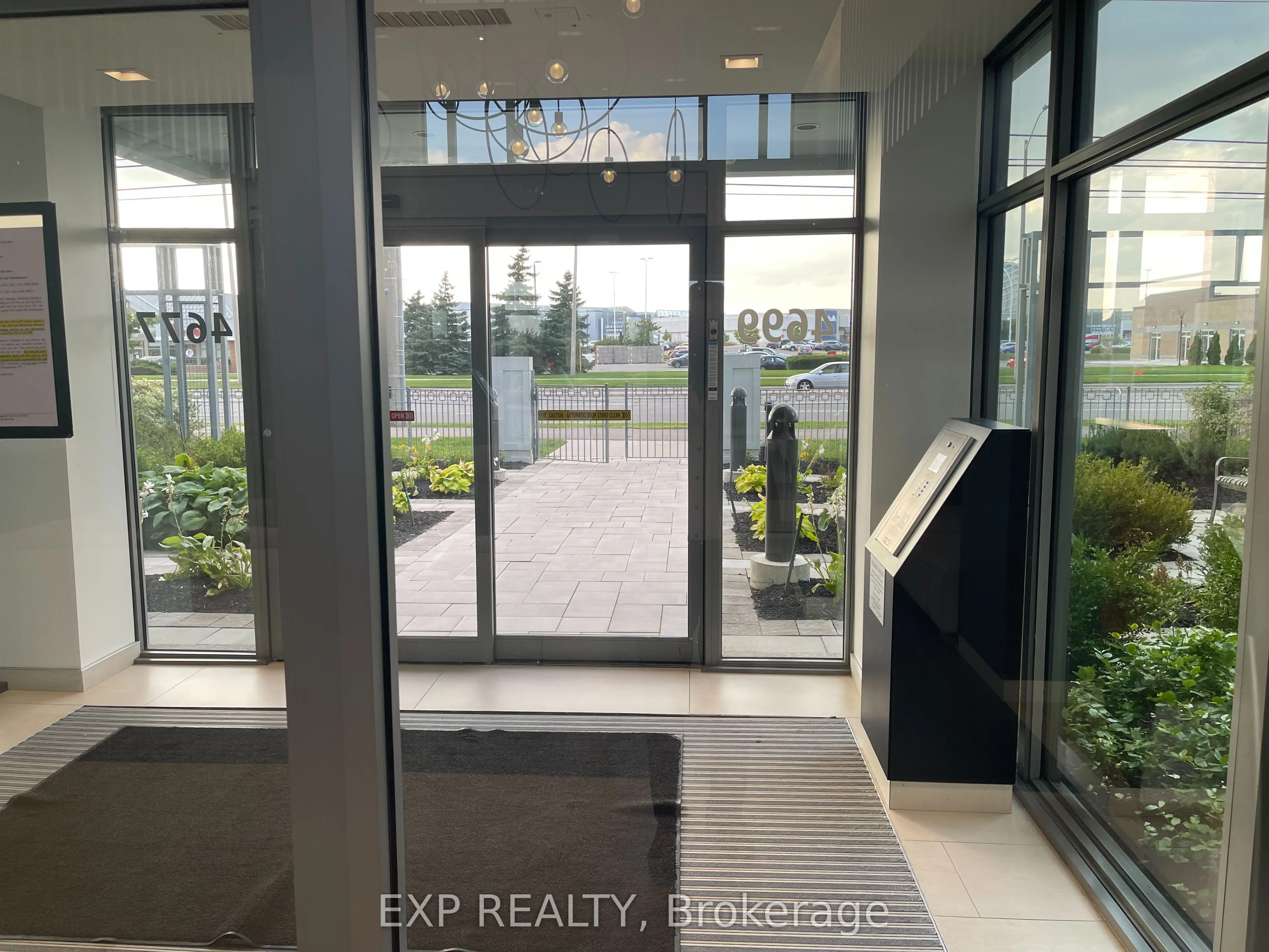 4677 Glen Erin Drive, #105