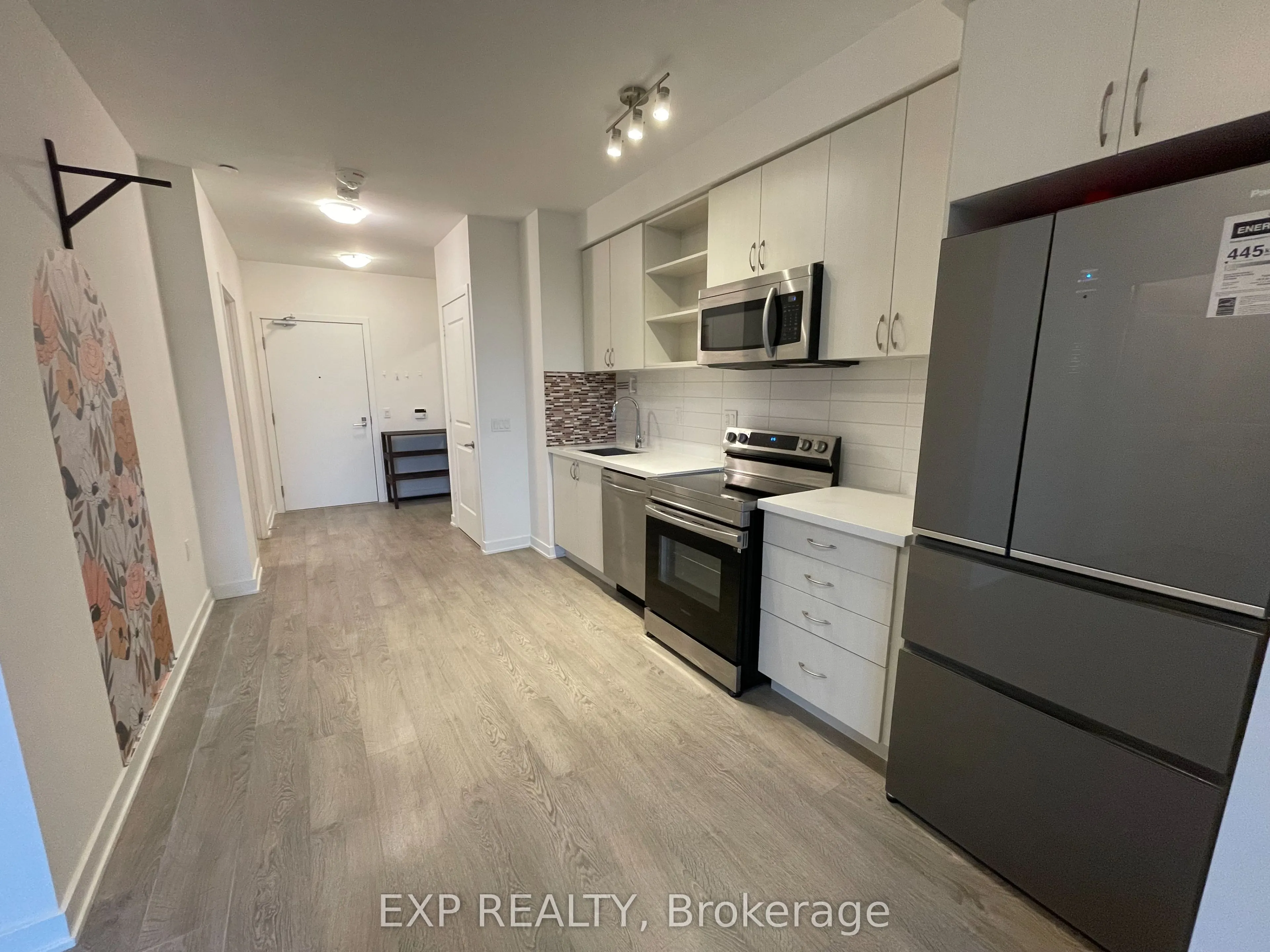 4677 Glen Erin Drive, #105