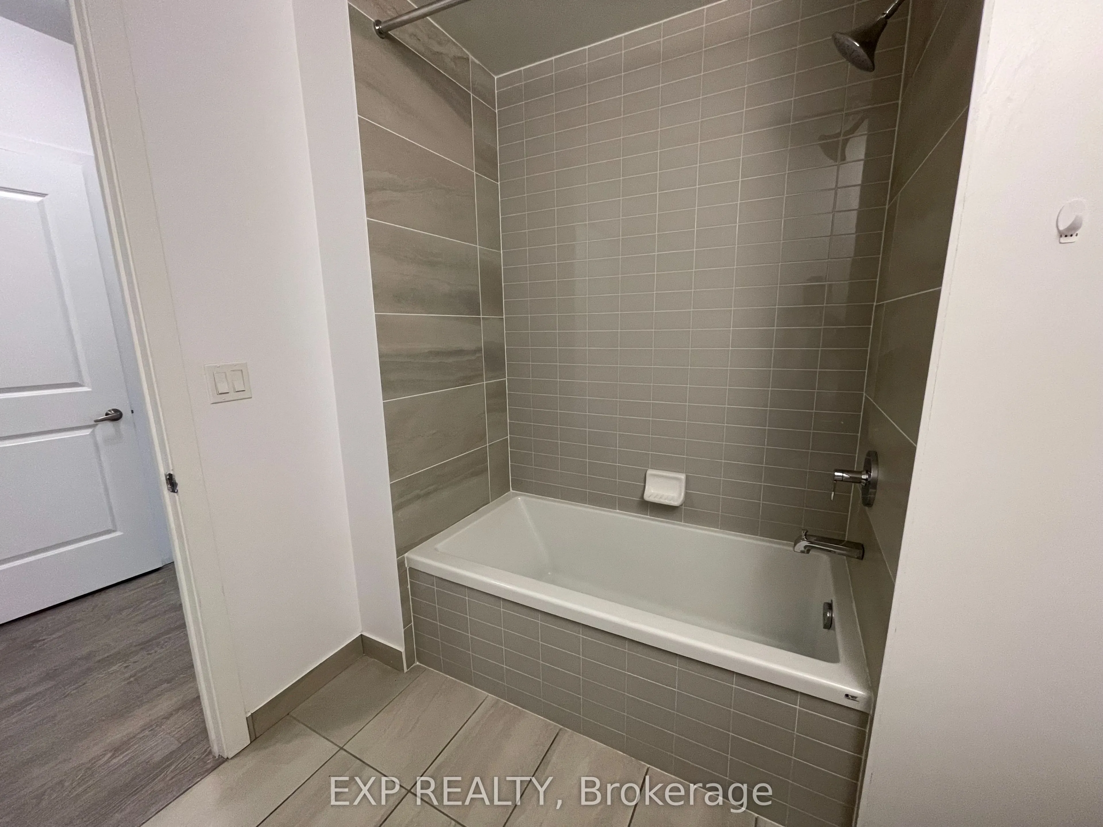 4677 Glen Erin Drive, #105