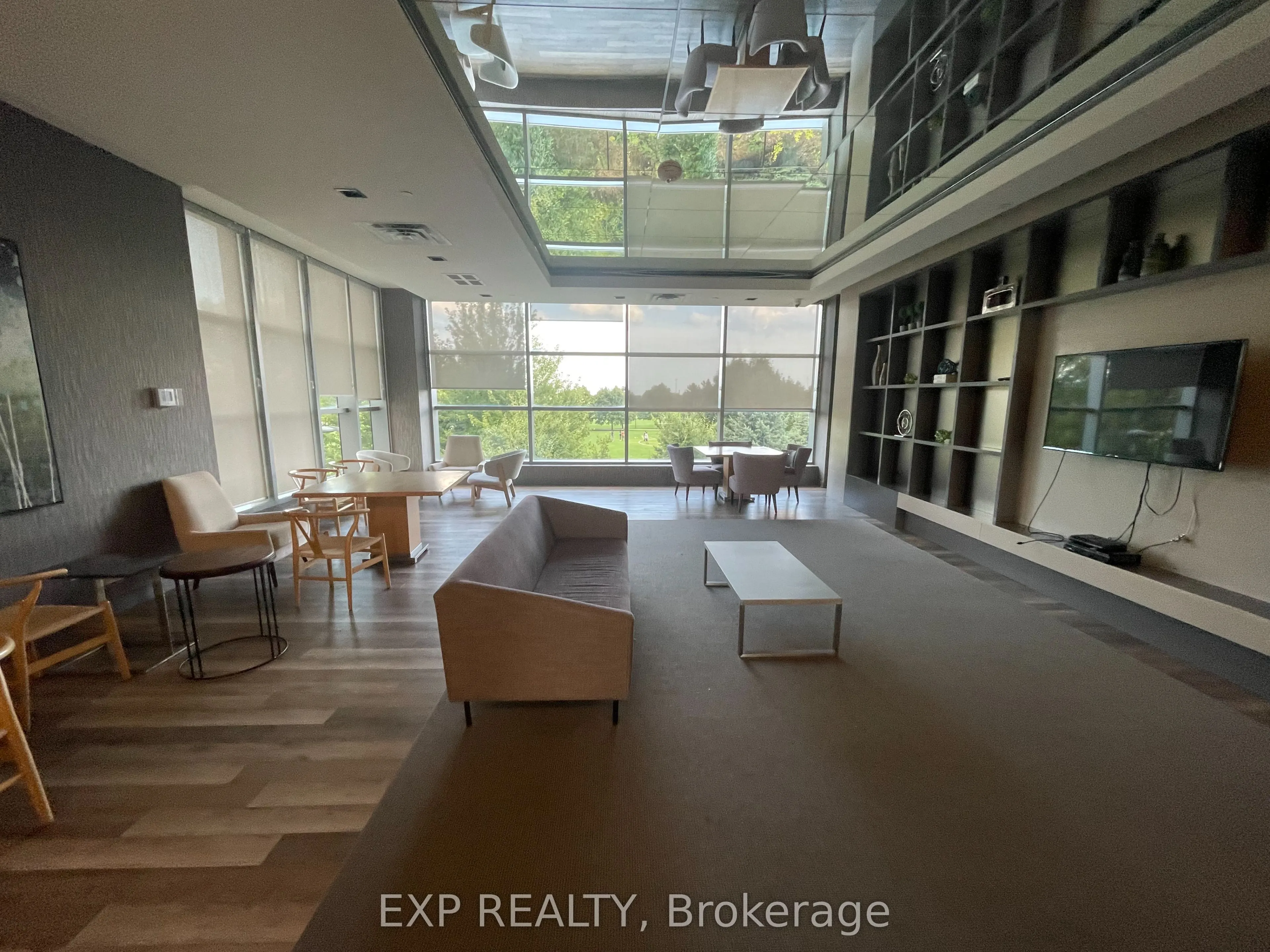 4677 Glen Erin Drive, #105