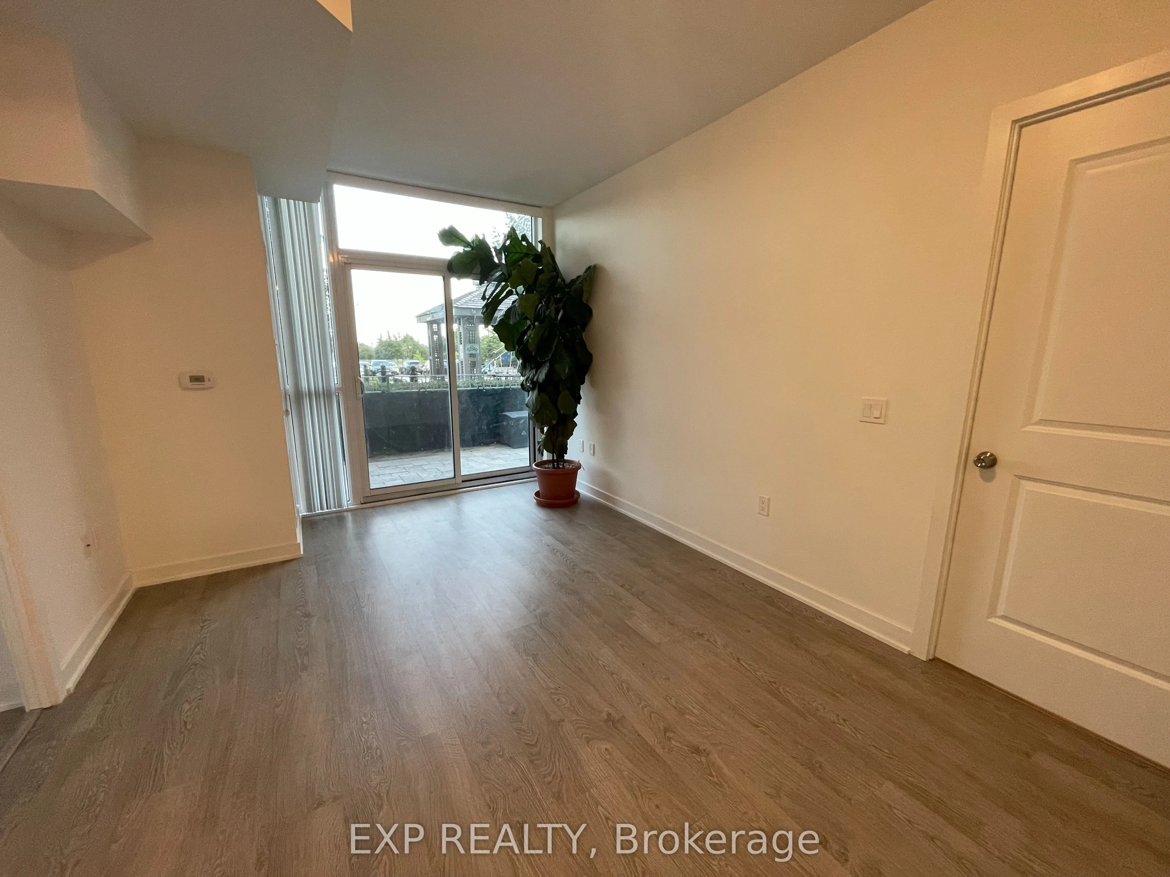 4677 Glen Erin Drive, #105