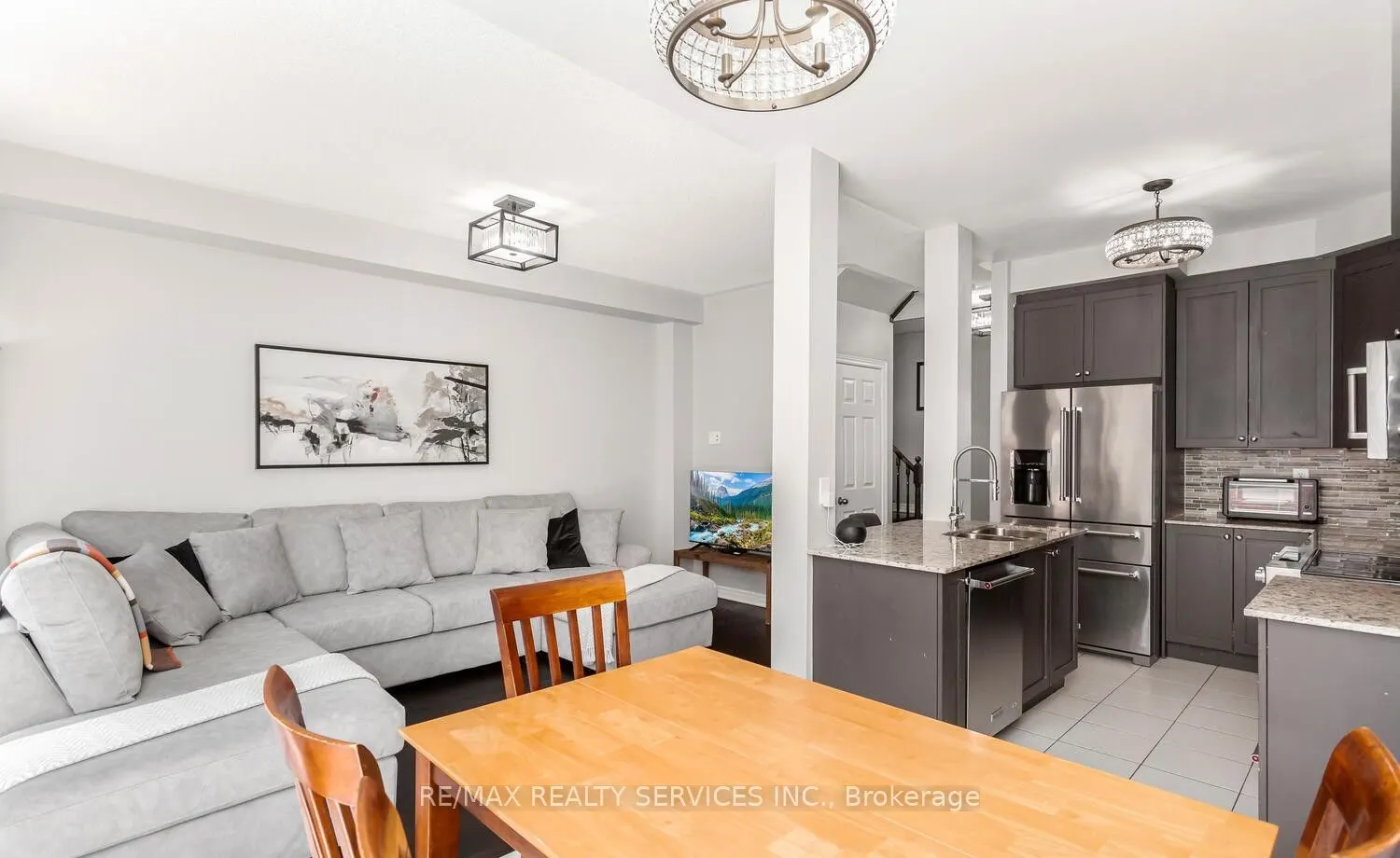 14 Rockman Crescent