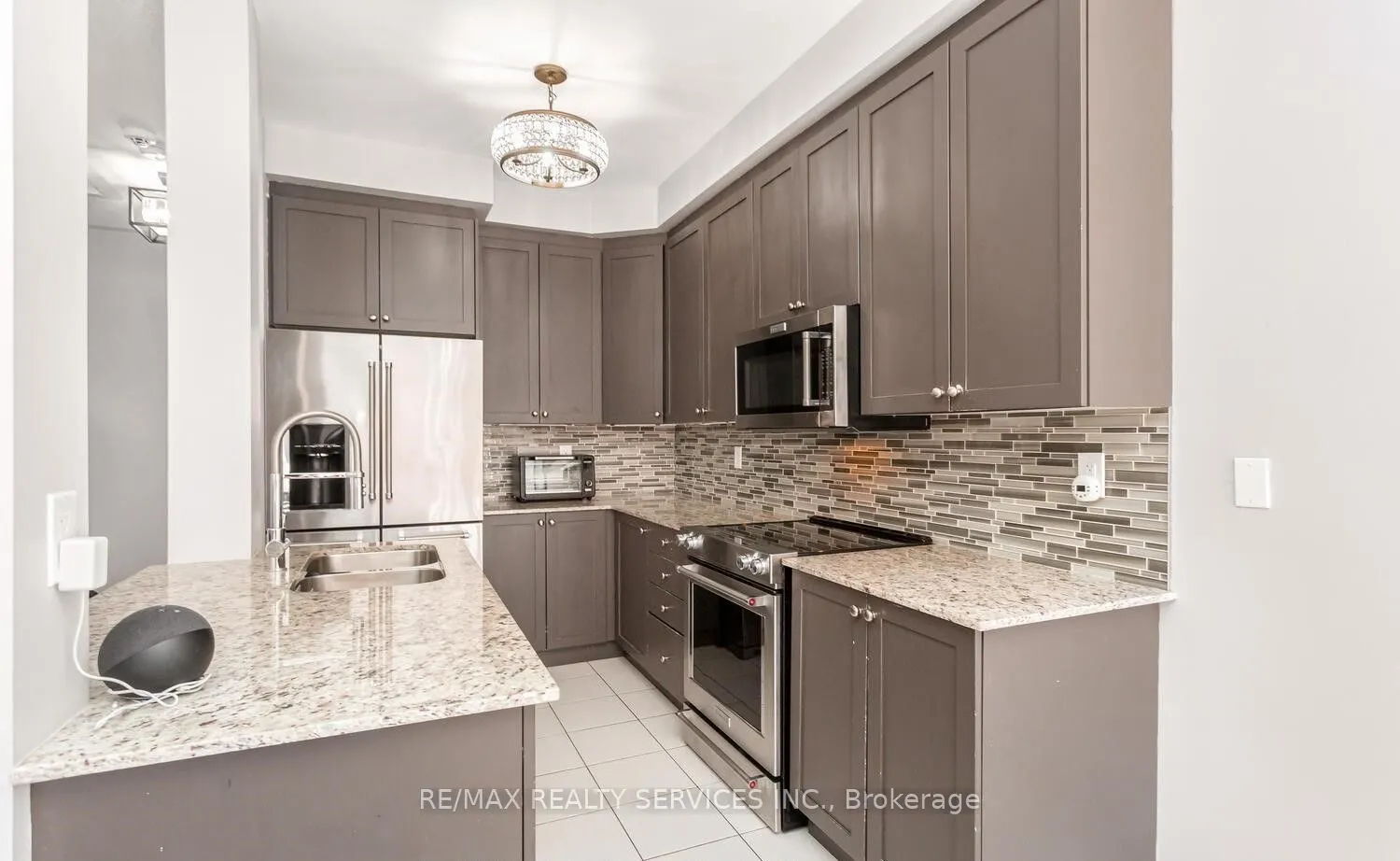 14 Rockman Crescent