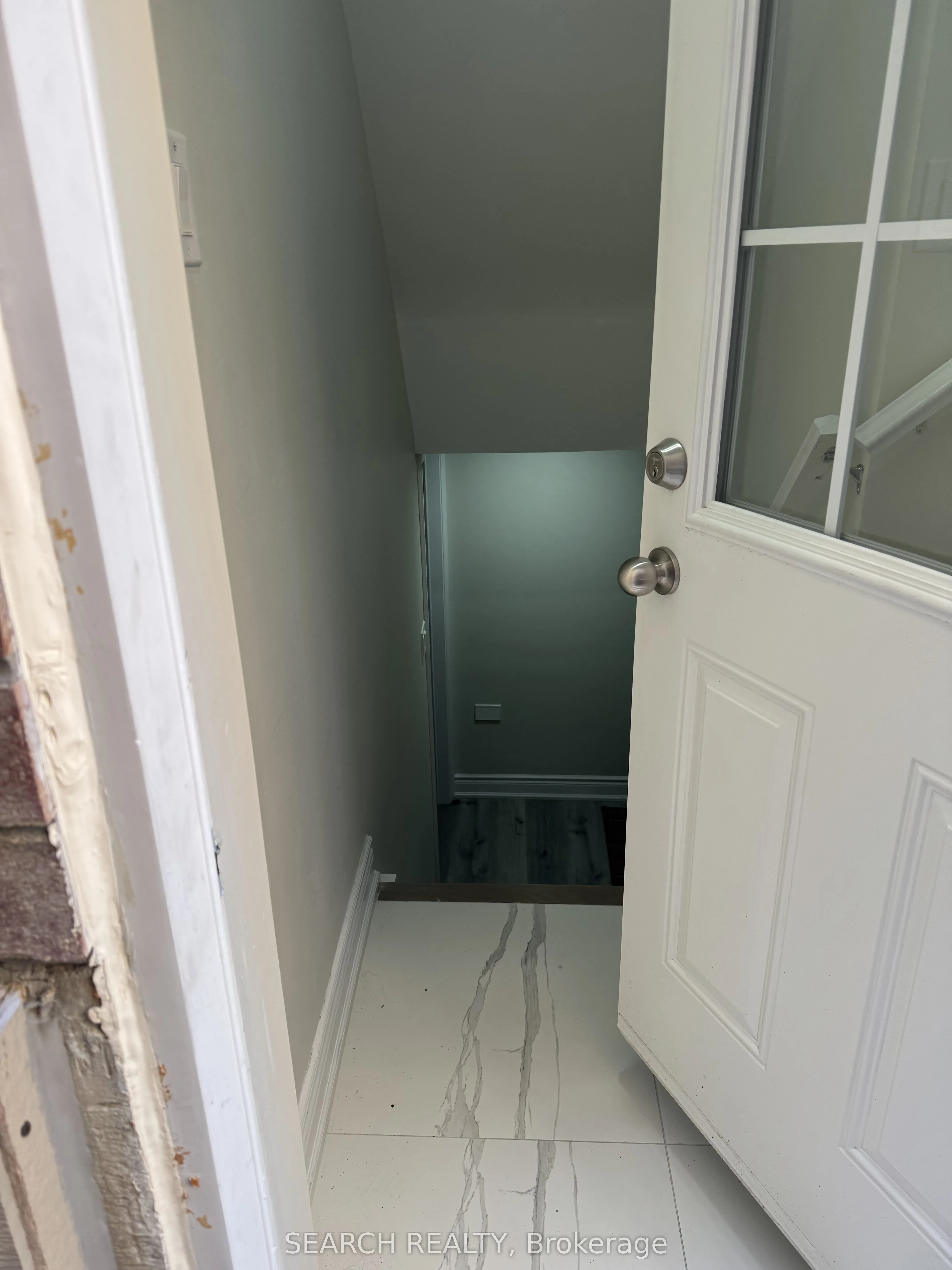 19 Manzanita Crescent, #Basement