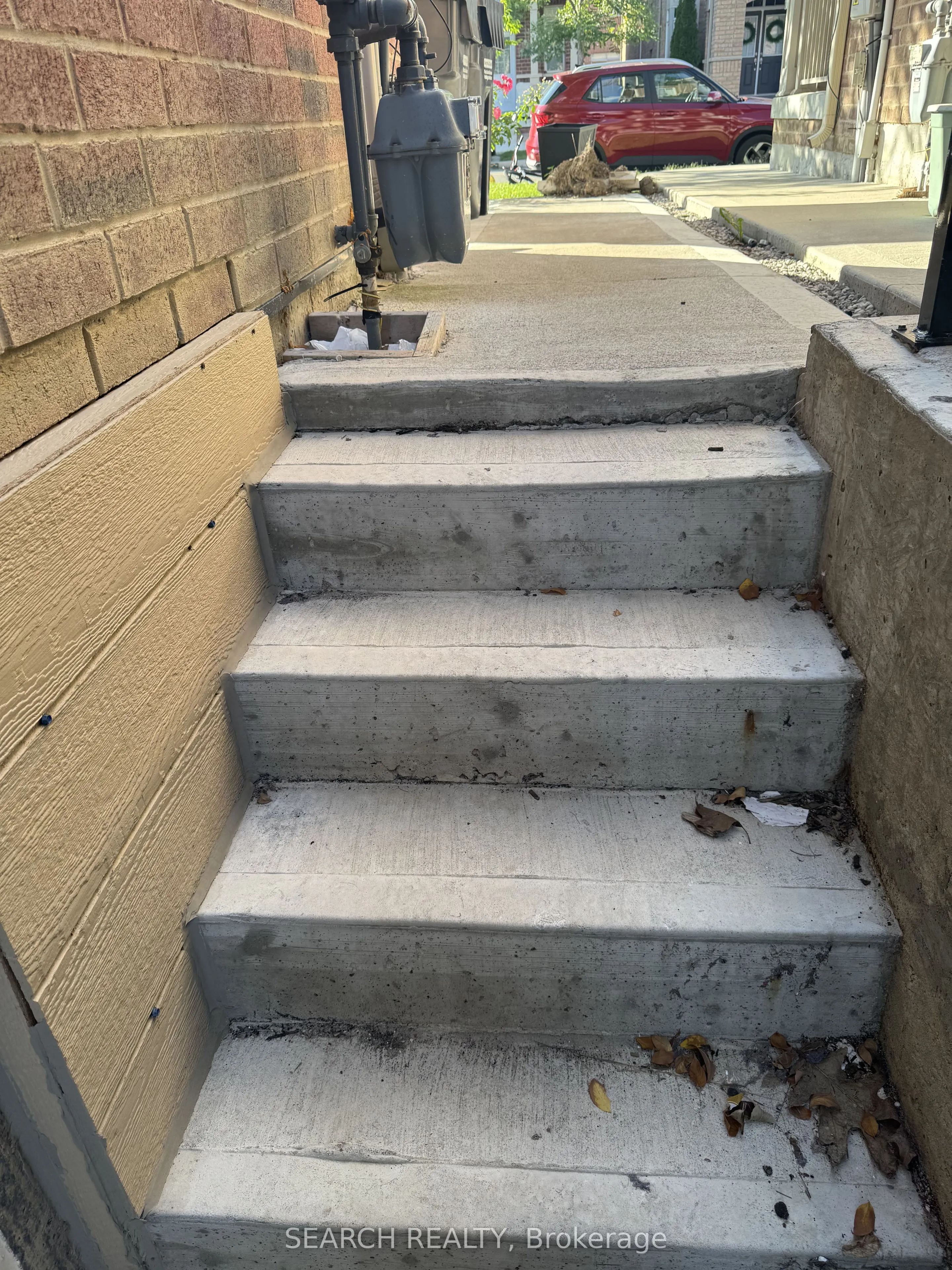 19 Manzanita Crescent, #Basement