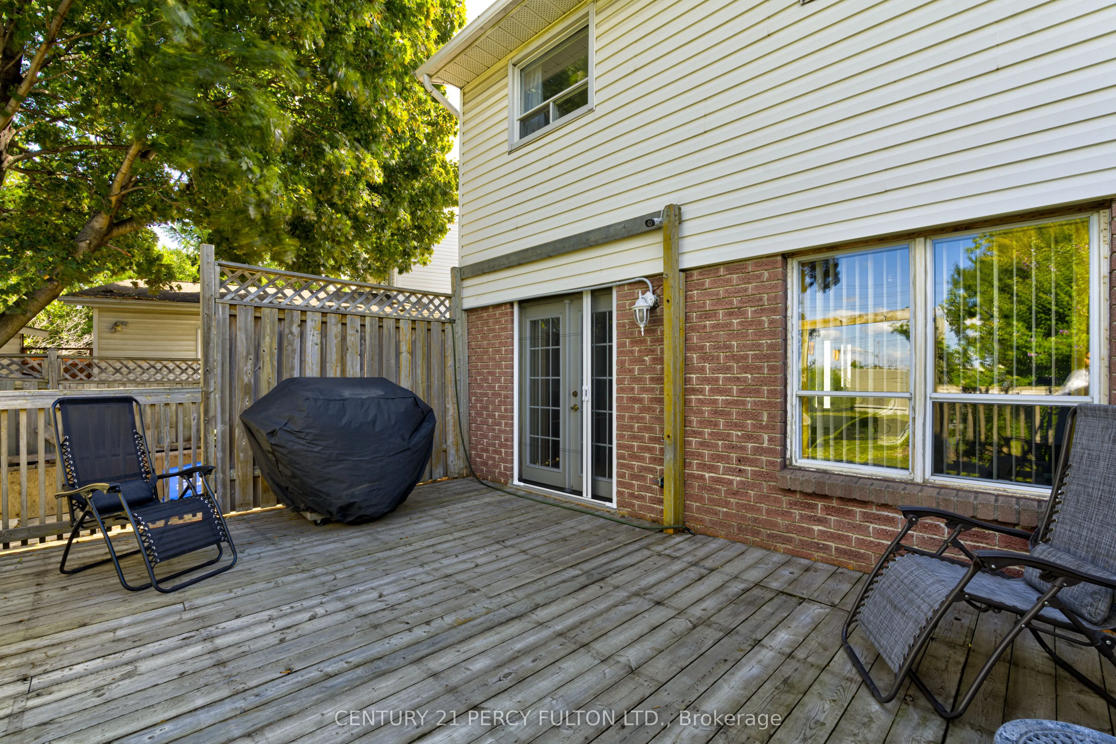 212 Royal Salisbury Way